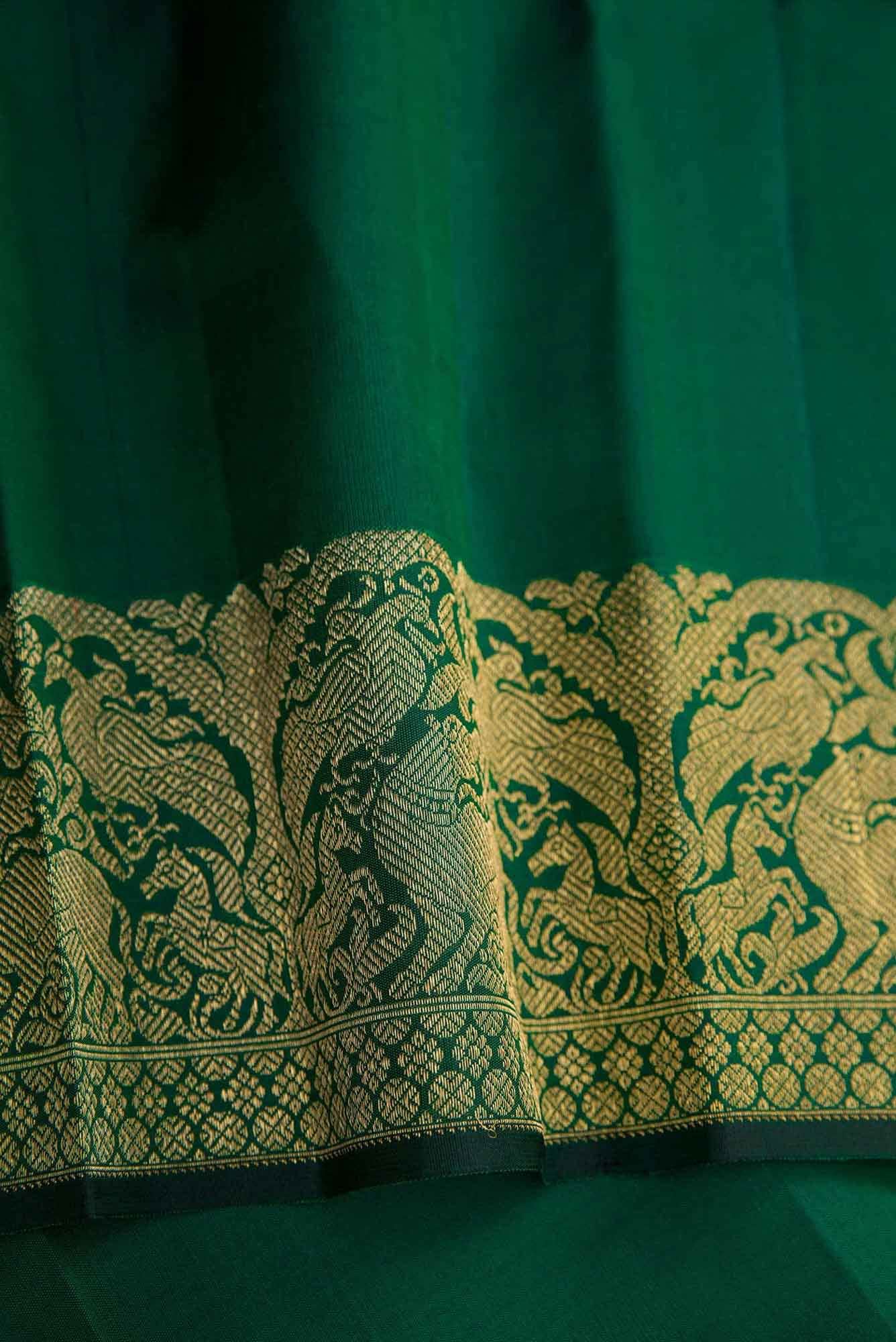 Pure Silk Pure Zari Purple Dual Tone Kanjivaram Saree - Image 6