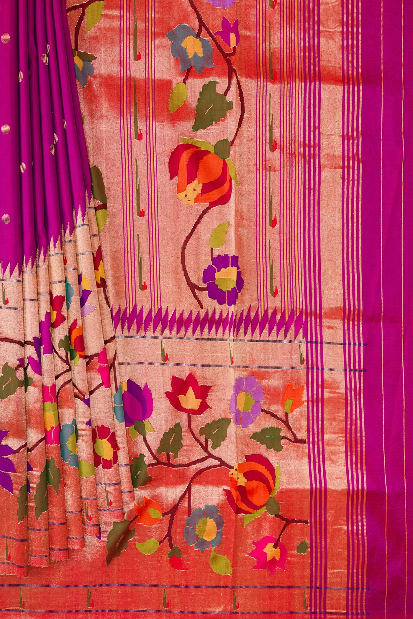Pure Silk Pure Zari Magenta Paithani Saree - Image 4