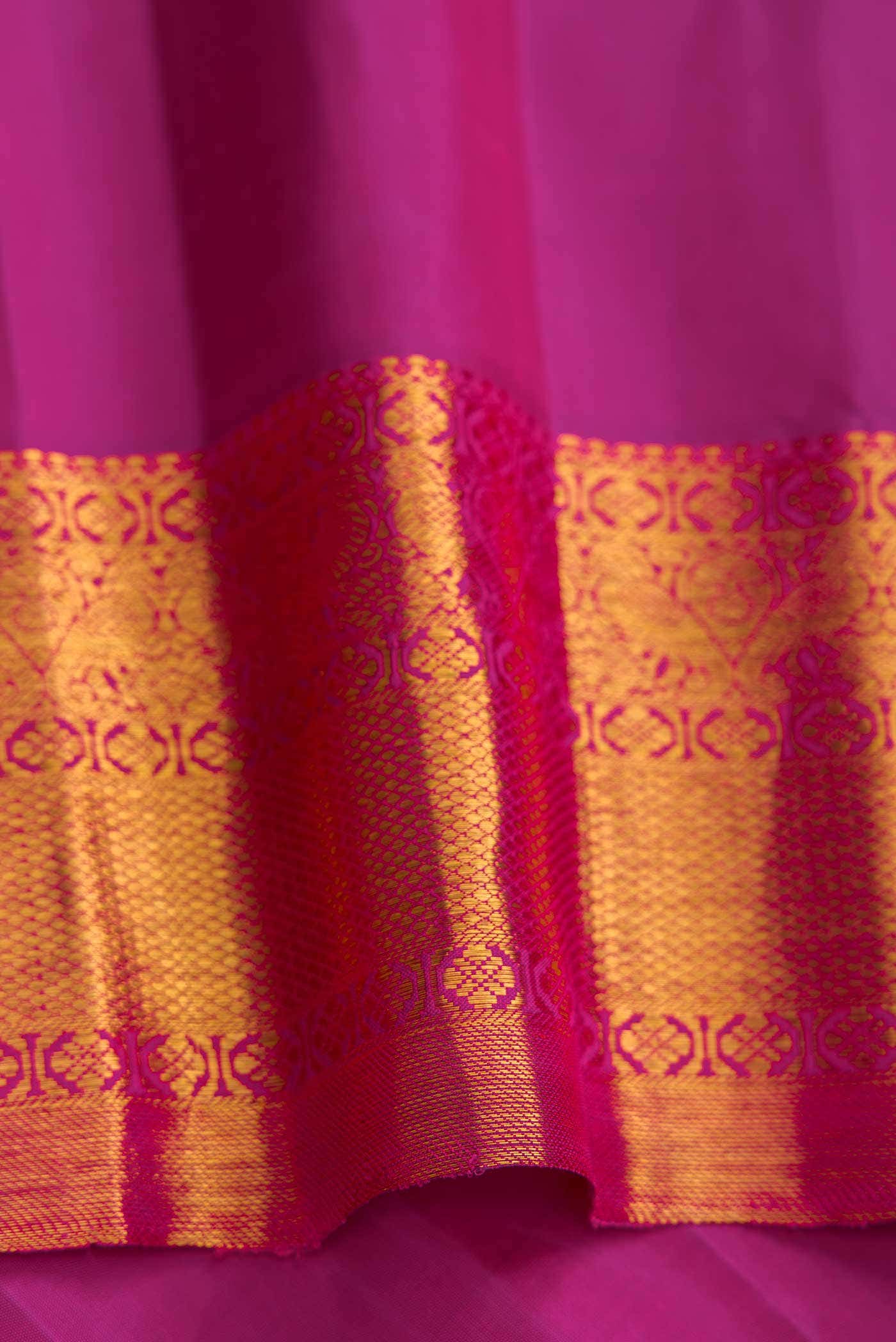 Pure Silk Pure Zari Purple Dual Tone Kanjivaram Saree - Image 6