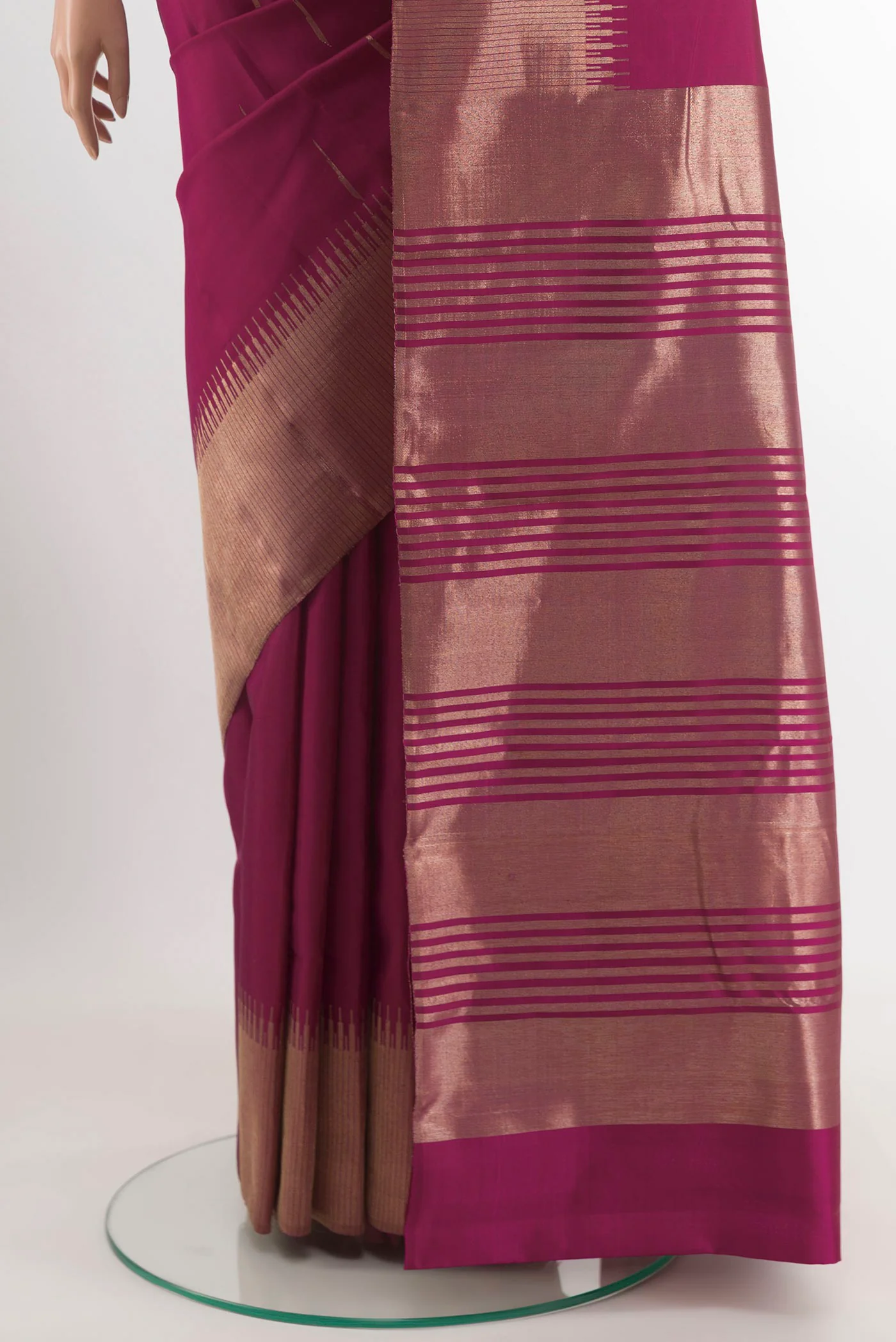 Magenta Kanjivaram Silk Saree - Image 3