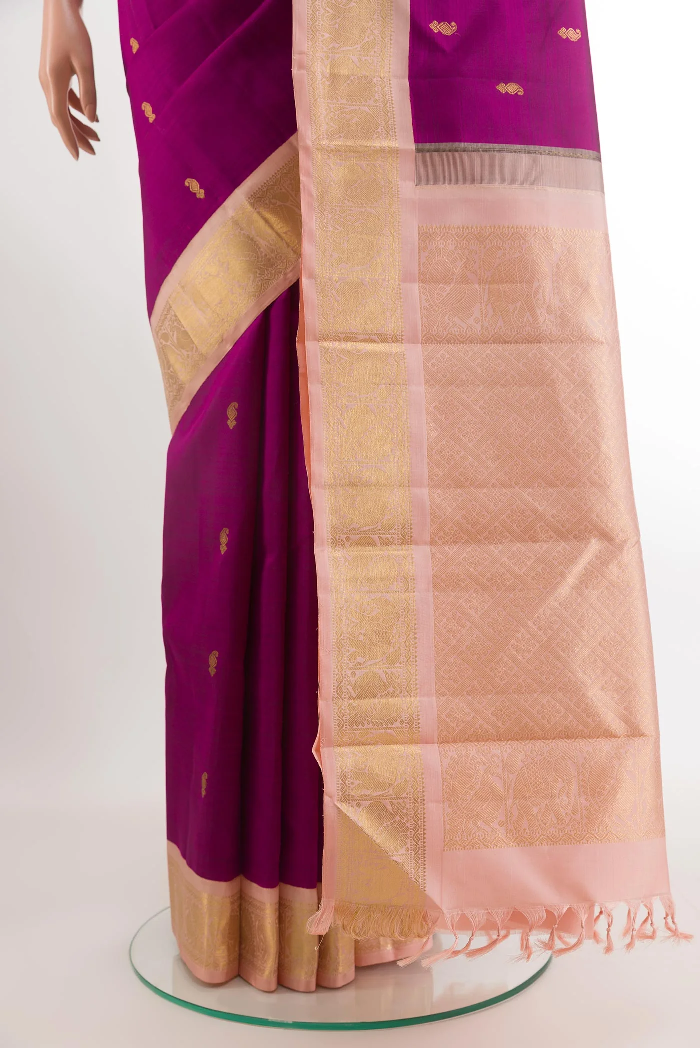 Magenta Kanjivaram Silk Saree - Image 3