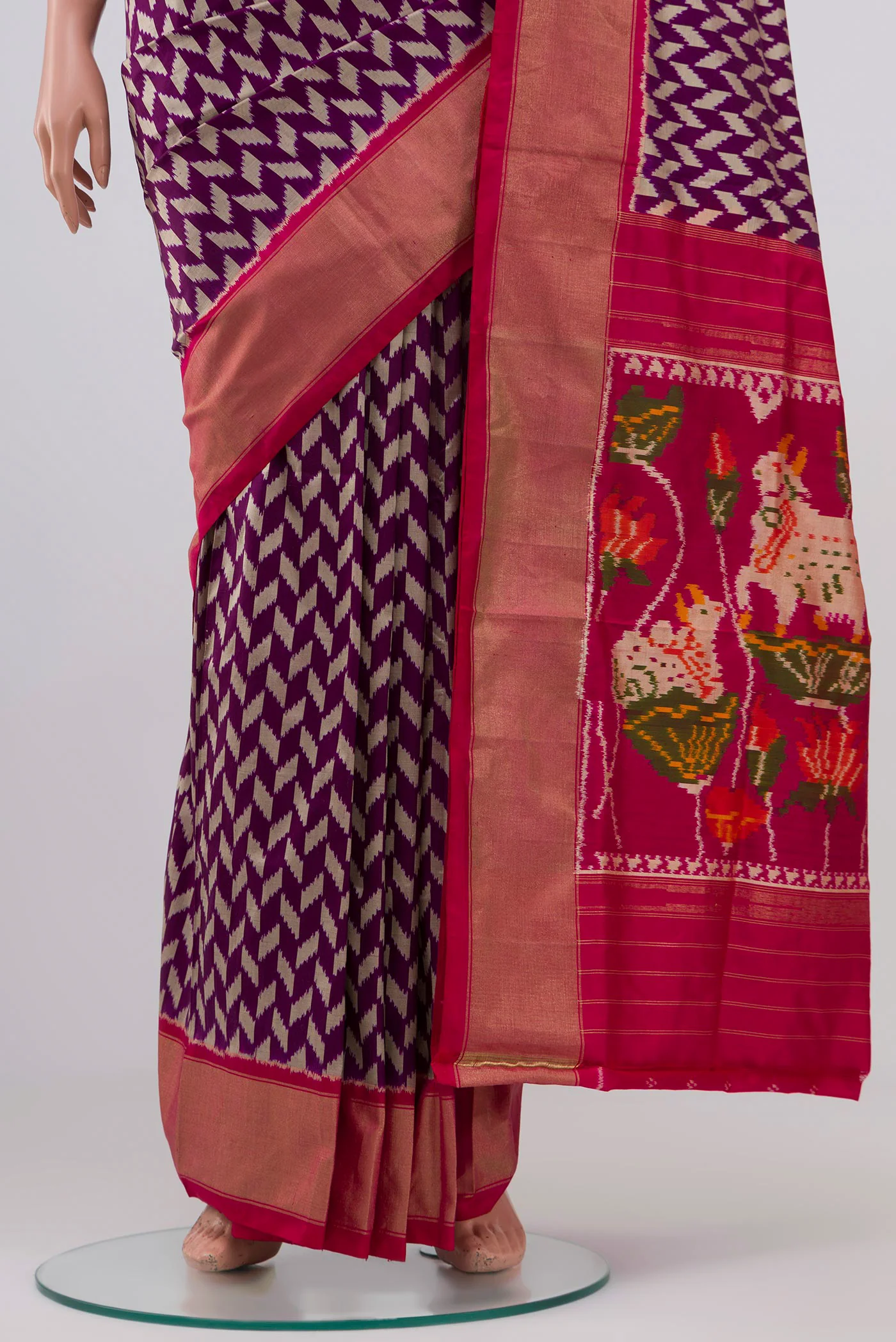 Purple Pochampally Silk Saree - Image 3