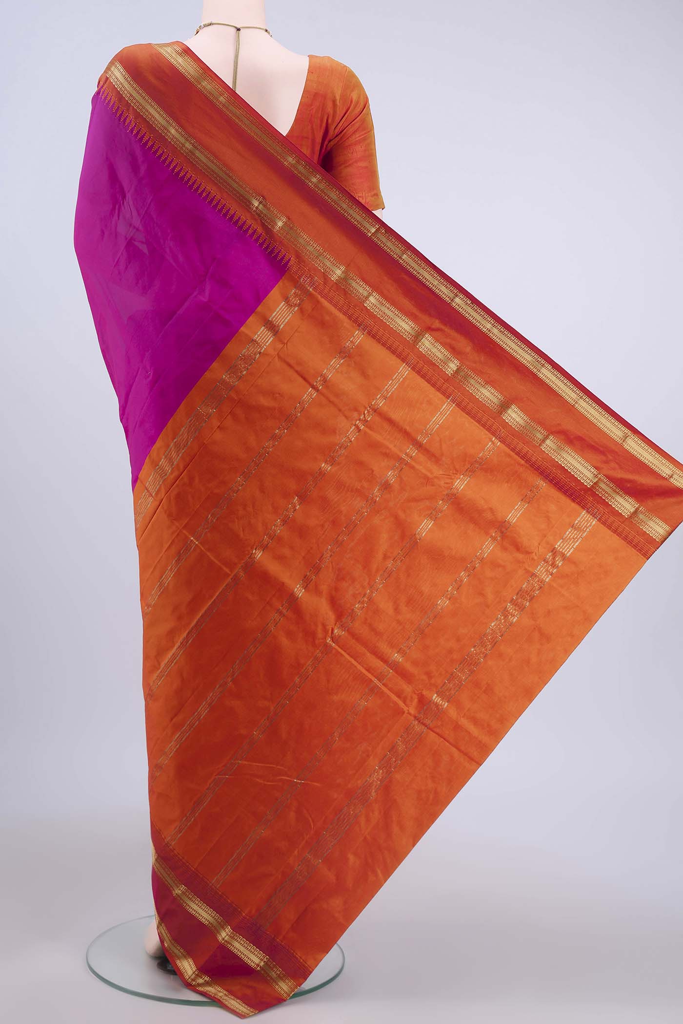 Rani Pink Dual Tone Bangalore Silk Saree - Image 3