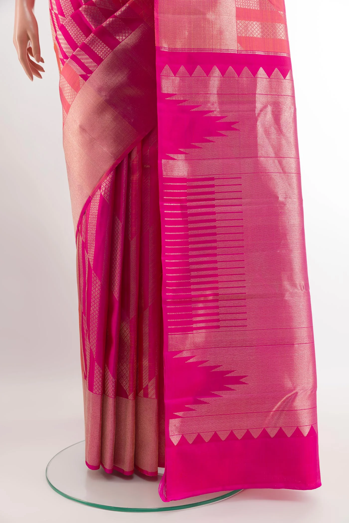 Rani Pink Kanchipuram Silk Saree - Image 4
