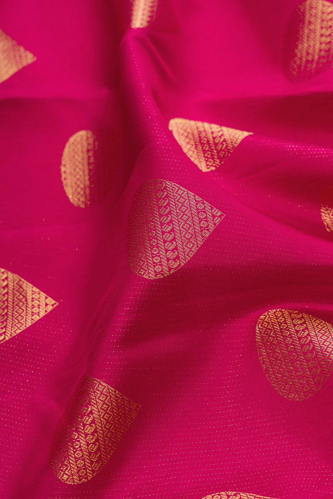 Rani Pink Kanchipuram Silk Saree - Image 2