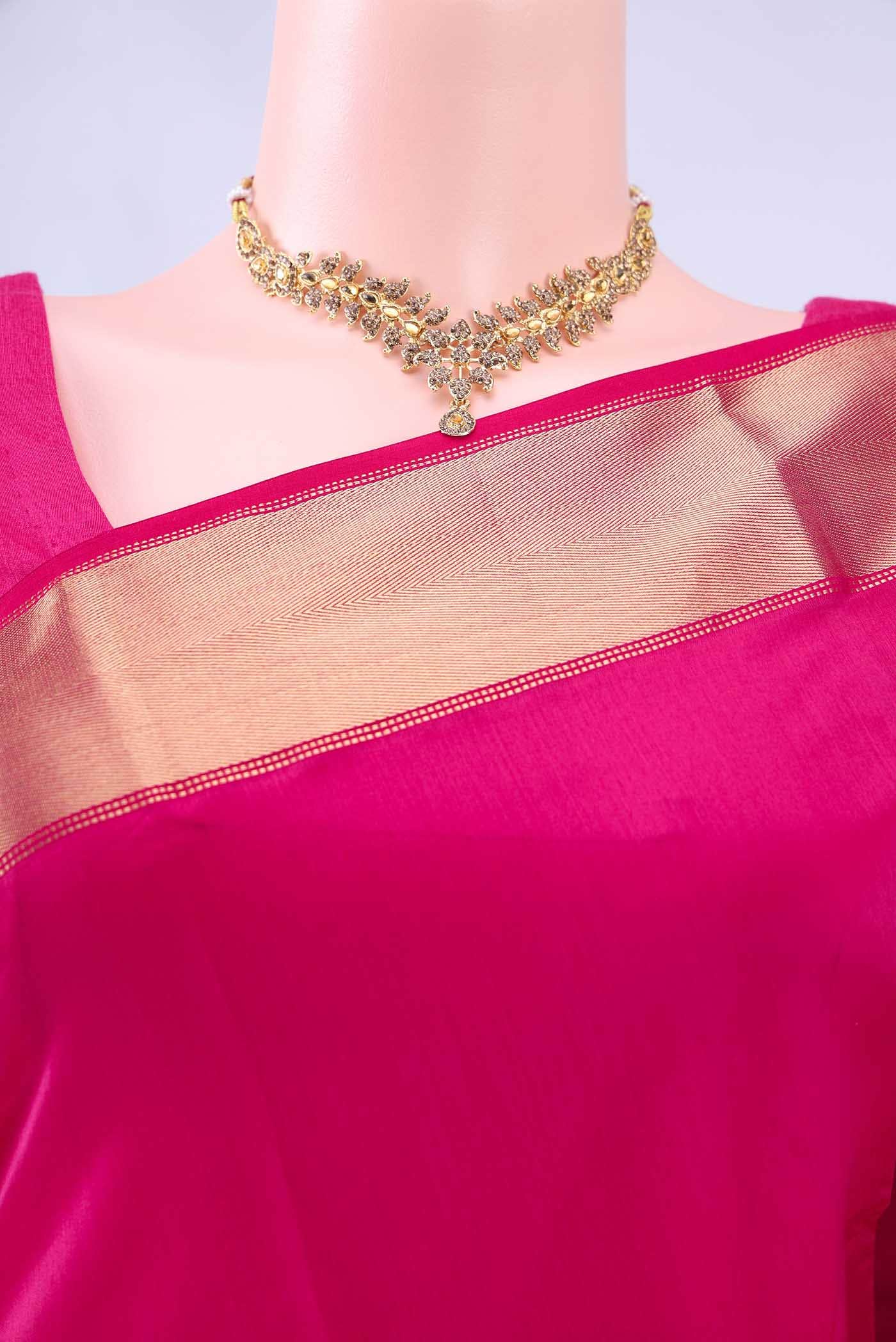Rani Pink Maheshwari Silk Cotton Saree - Image 3