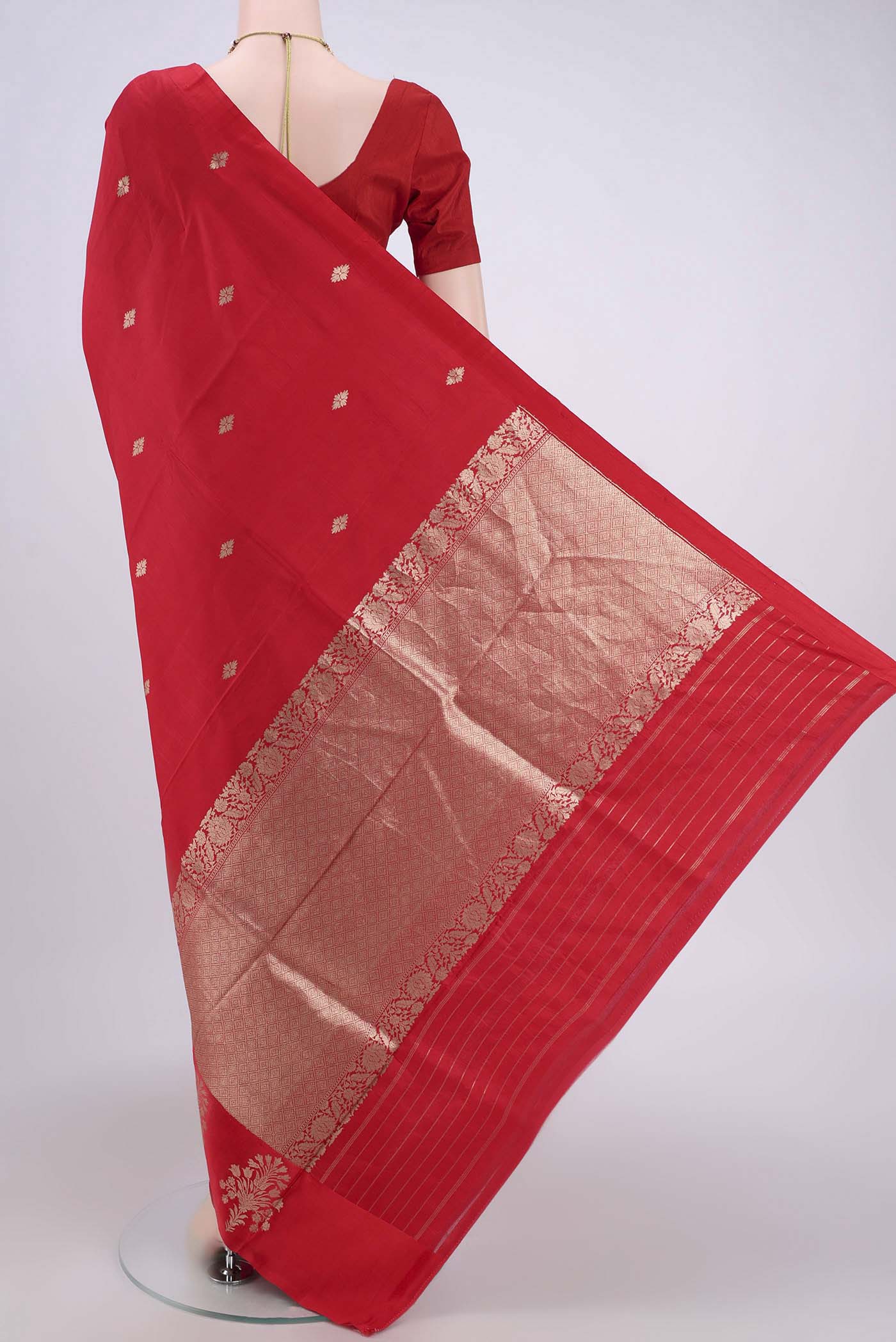 Red Banarasi Katan Silk Saree - Image 3