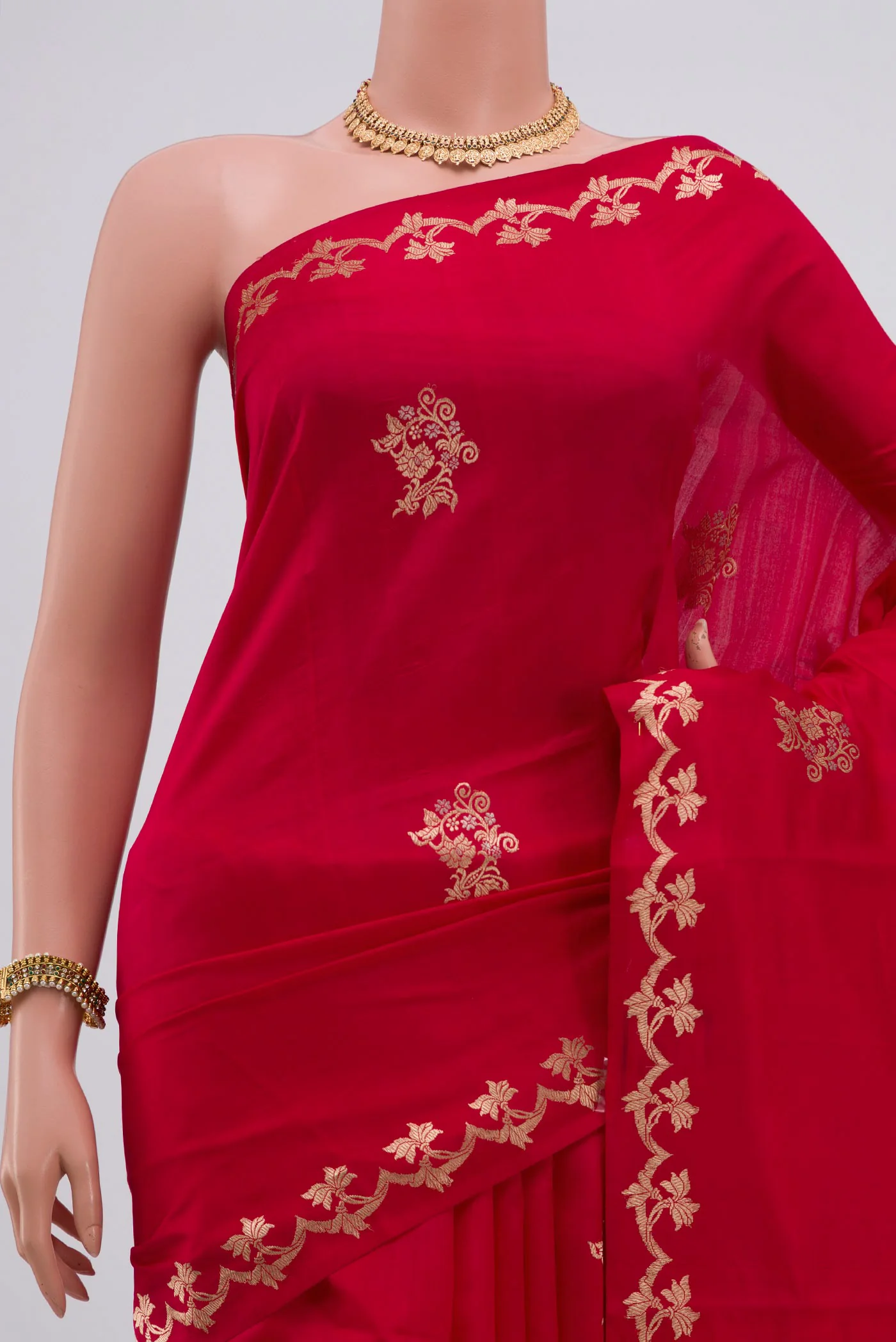 Red Banarasi Katan Silk Saree - Image 2