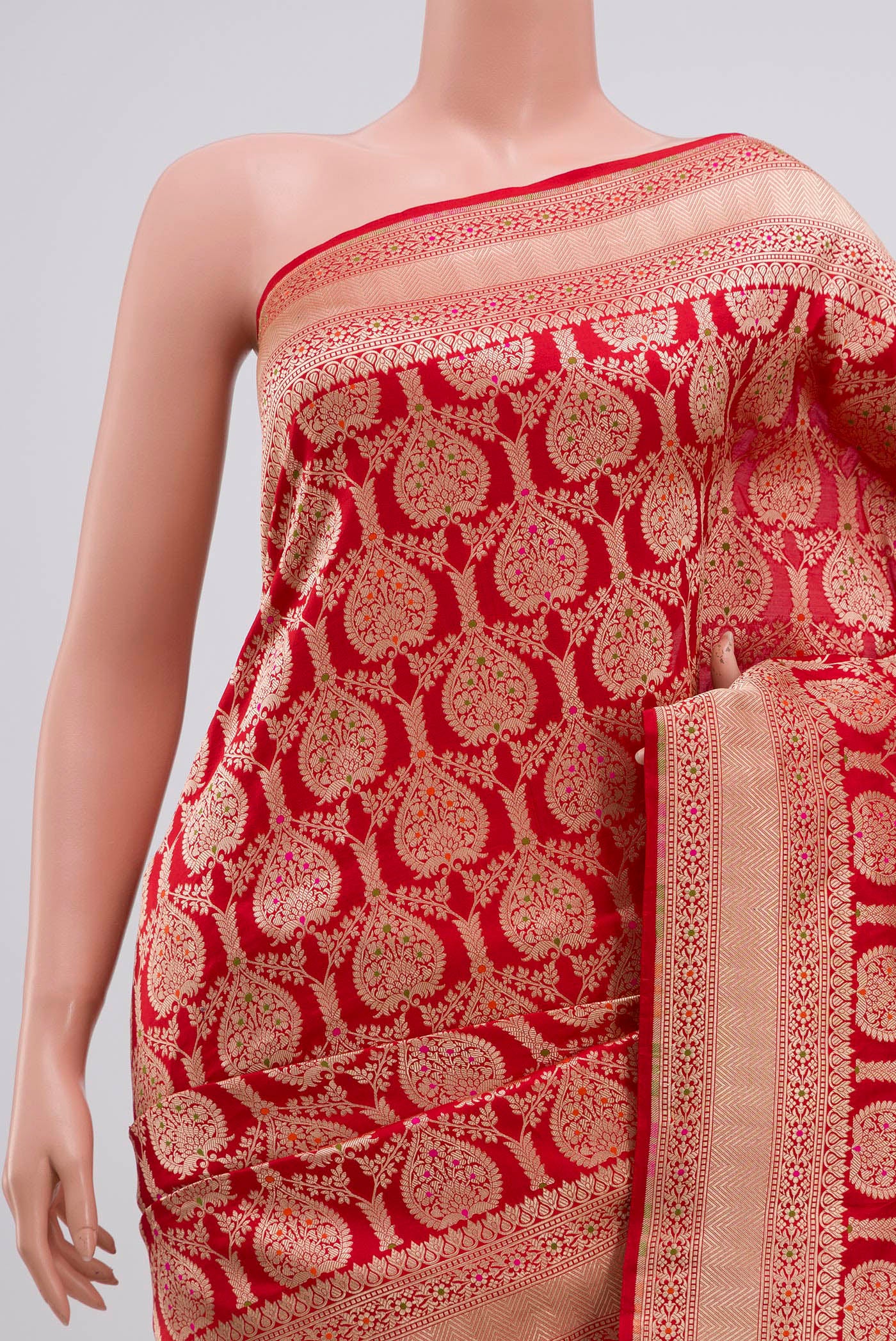 Red Banarasi Silk Saree - Image 3