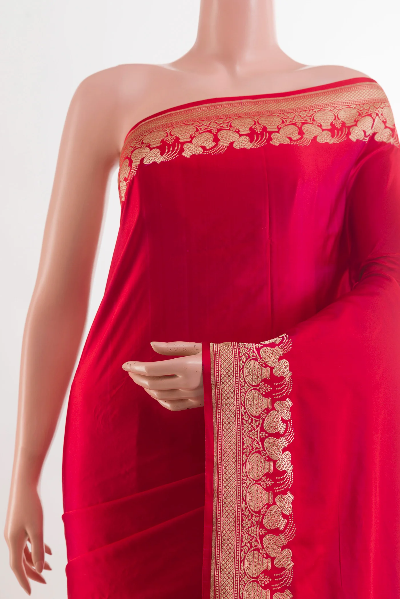 Red Banarasi Silk Saree - Image 2