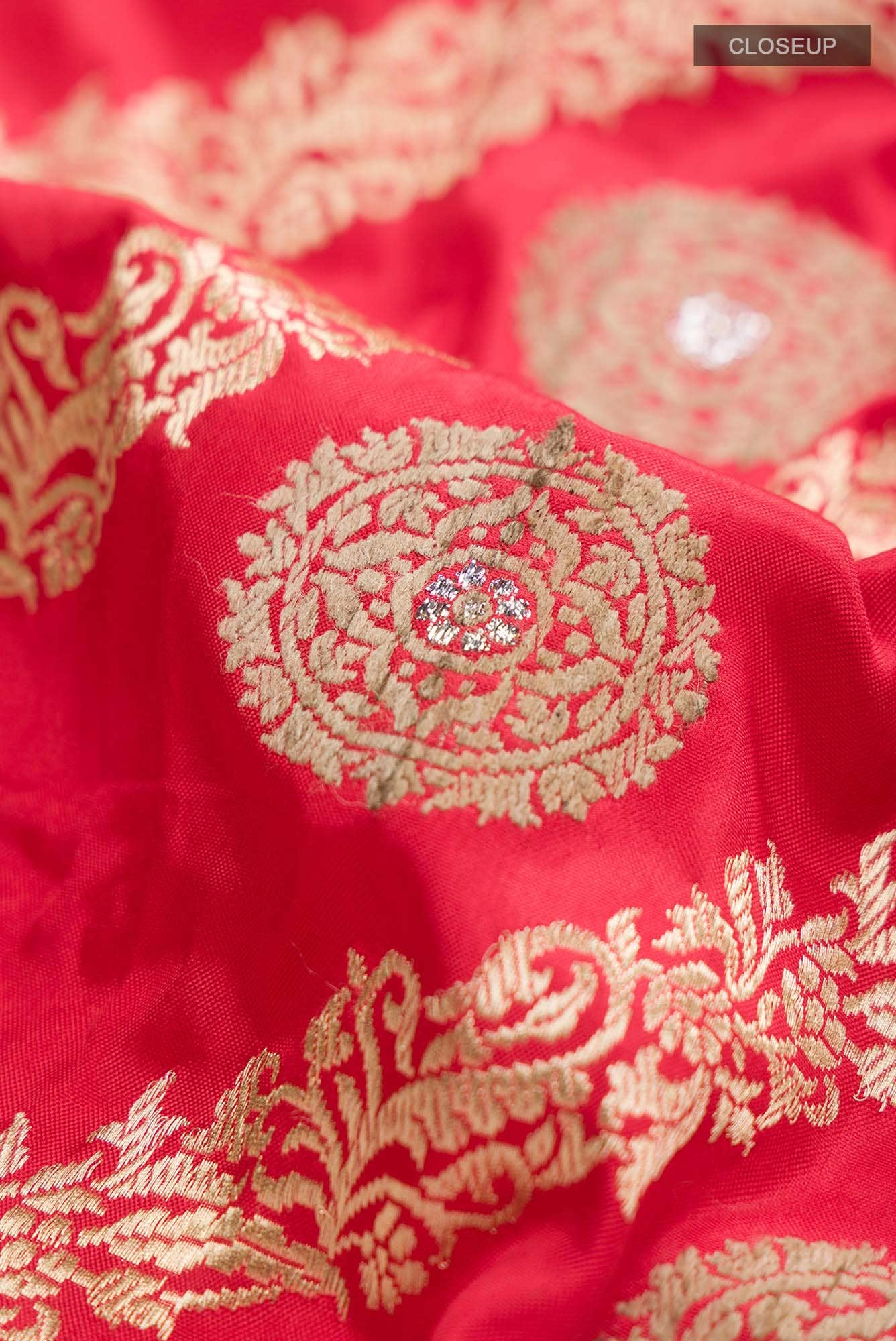 Red Banarasi Silk Saree - Image 3