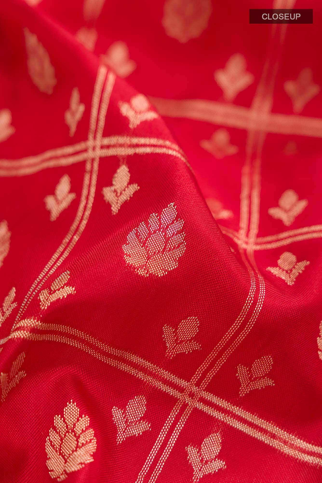 Red Banarasi Silk Saree - Image 3