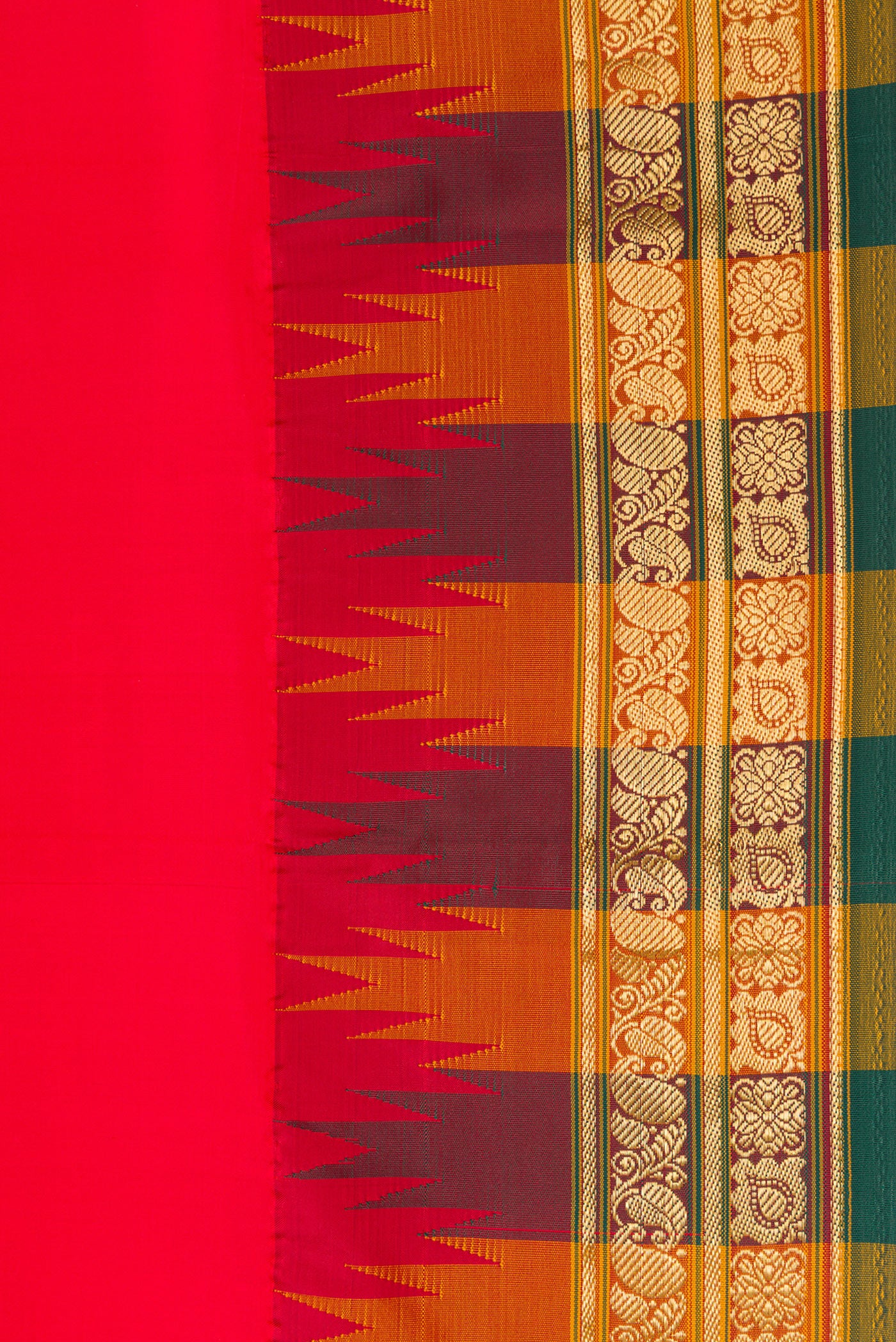 Red Bangalore Silk Saree - Image 3