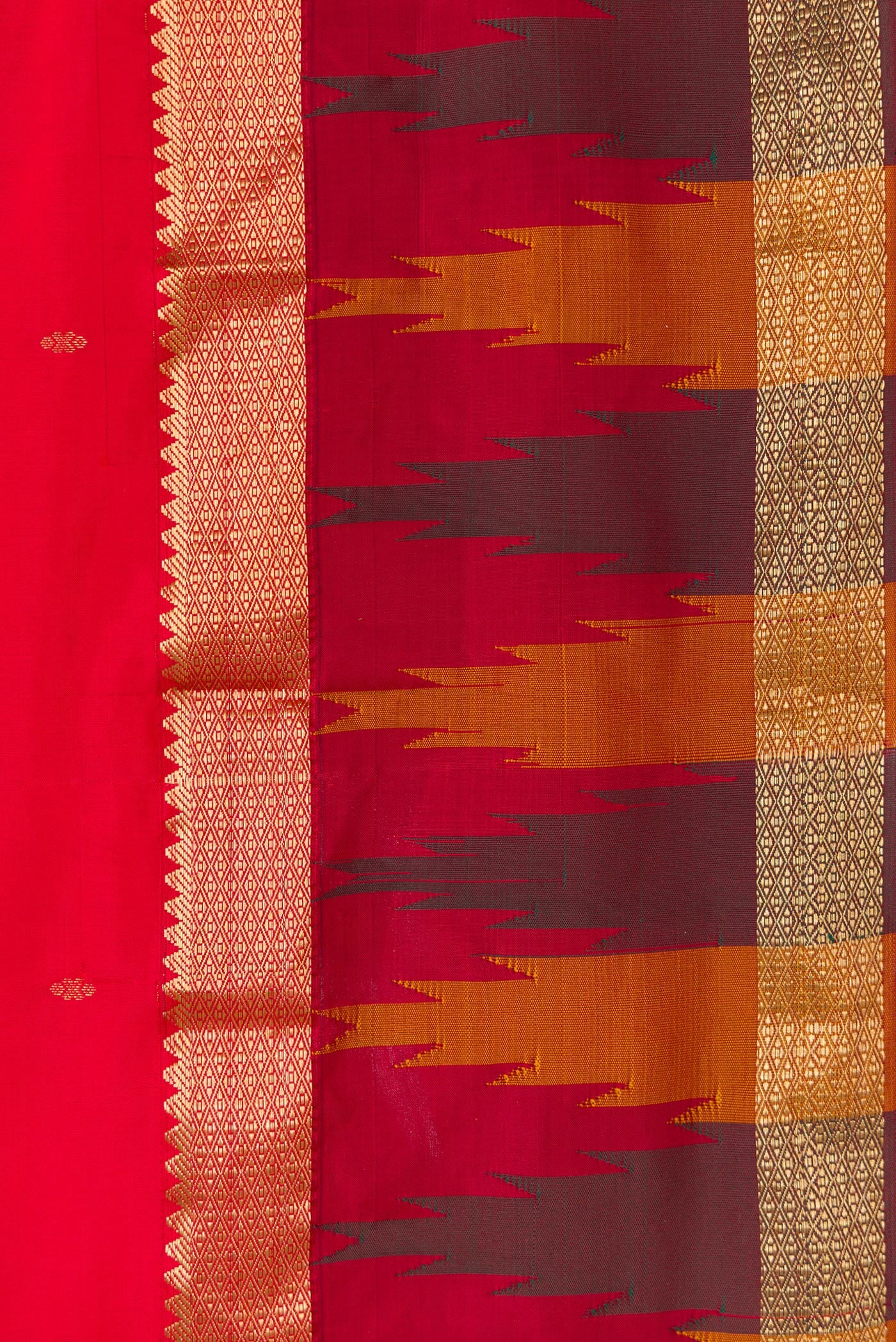 Red Bangalore Silk Saree - Image 3