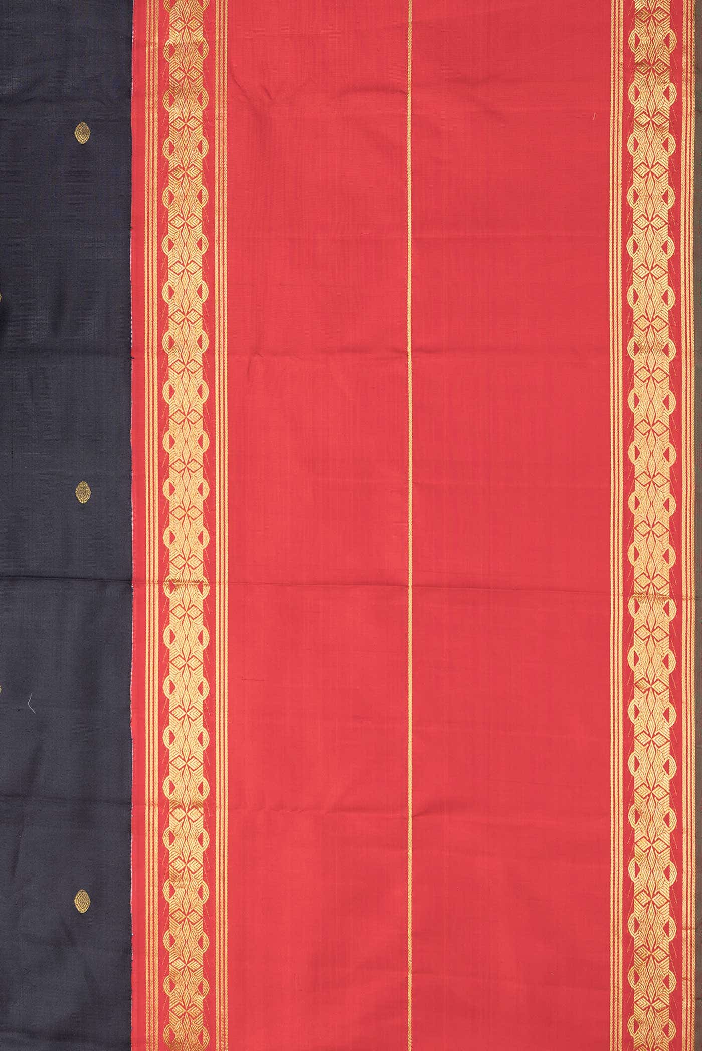 Pure Silk Pure Zari Red, Black and Green Dual Tone Kanjivaram Saree - Image 6