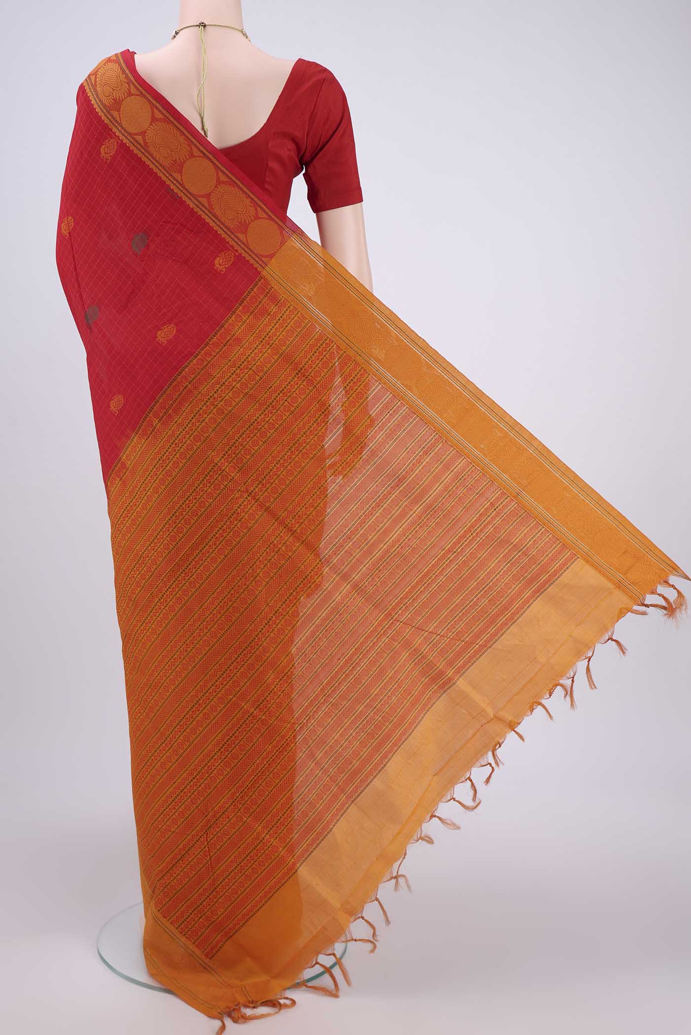 Red Blended Poly Cotton Saree - Image 3