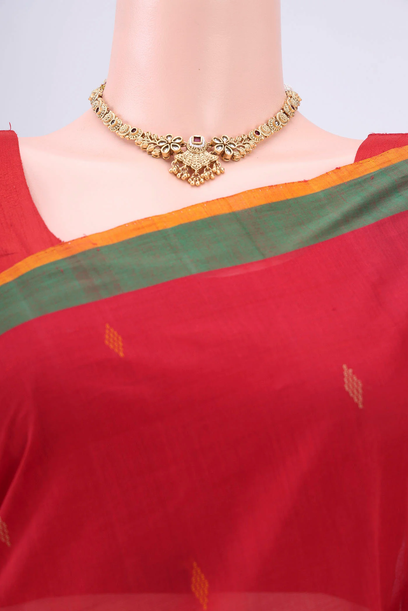 Red Coimbatore Cotton Saree - Image 2