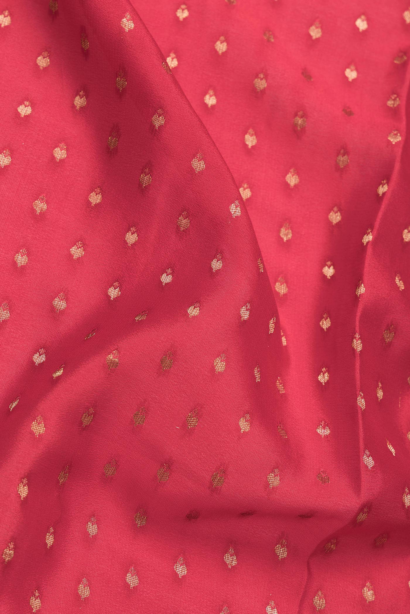Red Mysore Crepe Saree - Image 2