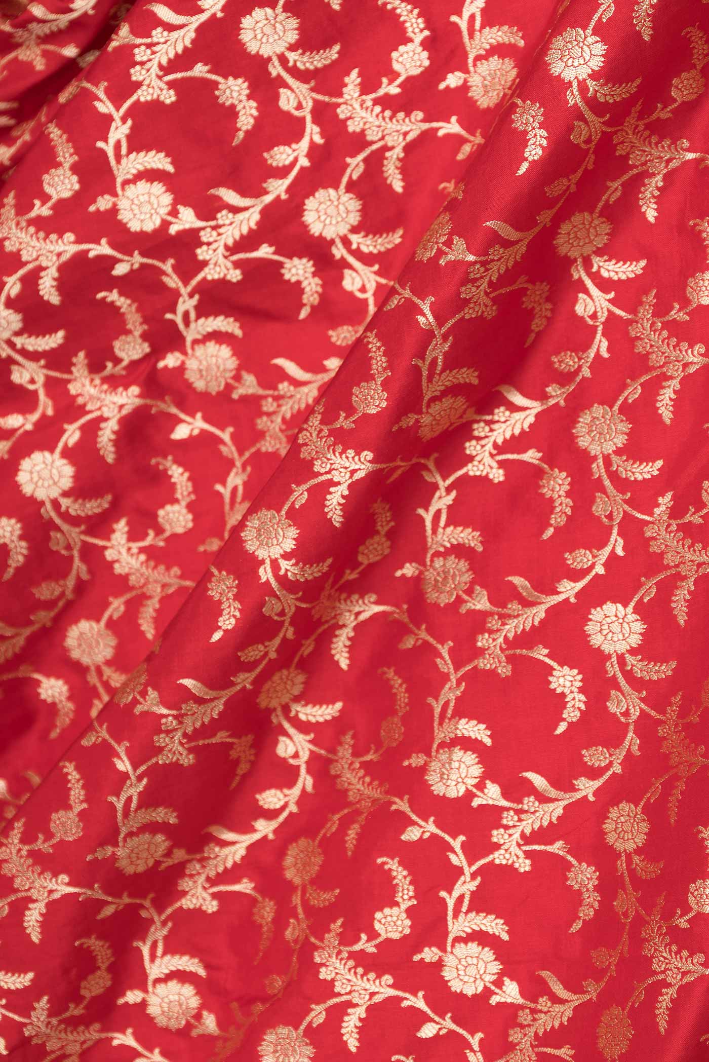 Red Dual Tone Banarasi Saree - Image 2