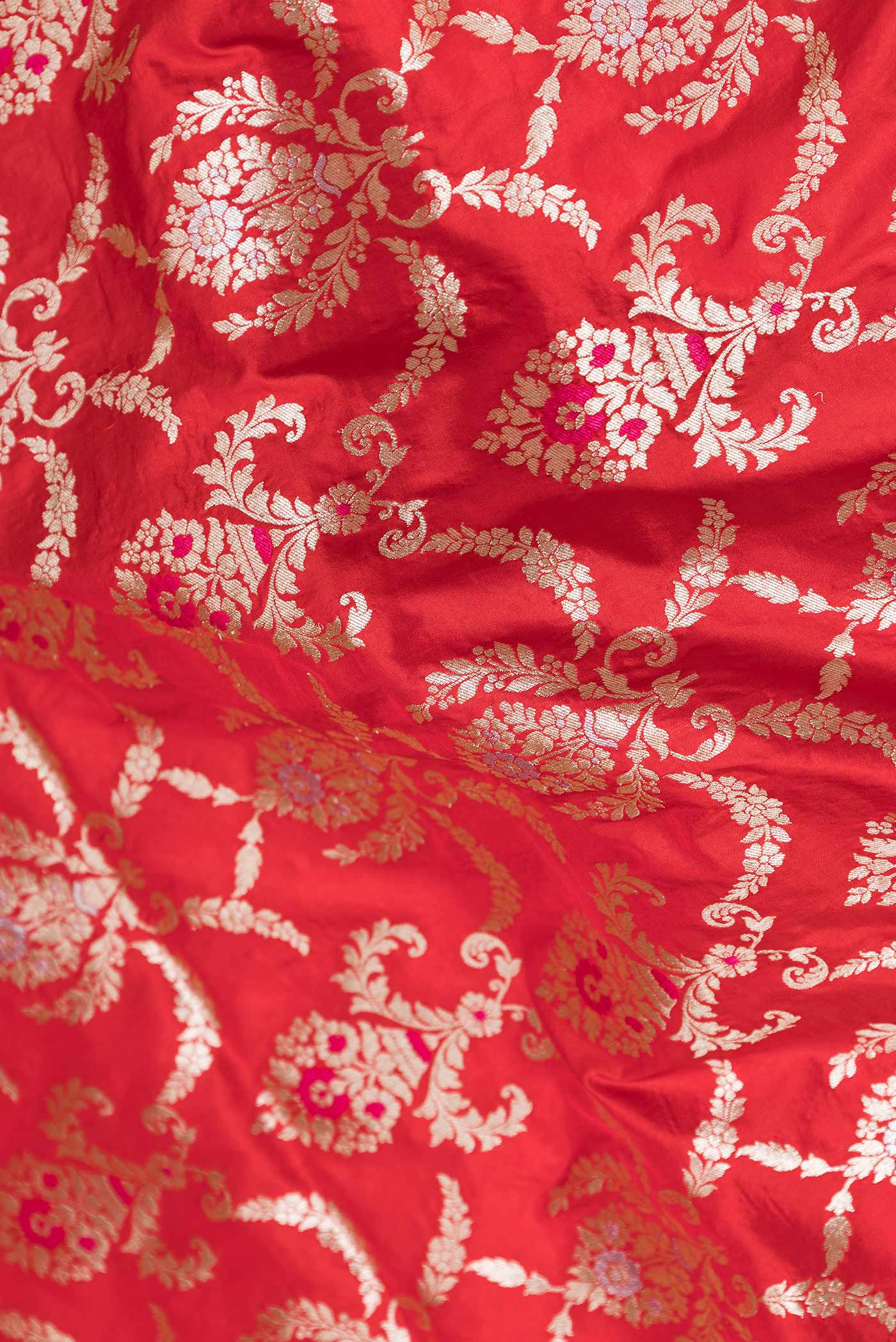 Red Banarasi Silk Saree - Image 2