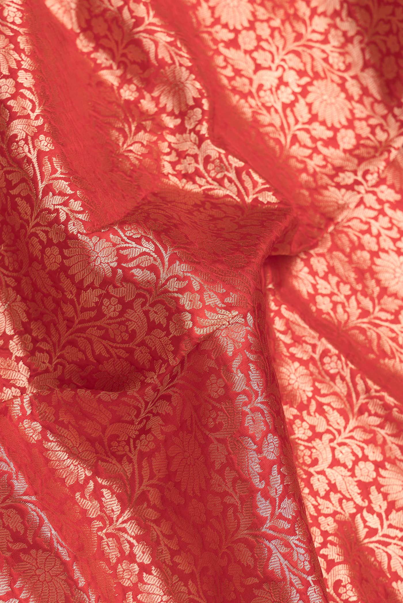 Red Banarasi Silk Saree - Image 2