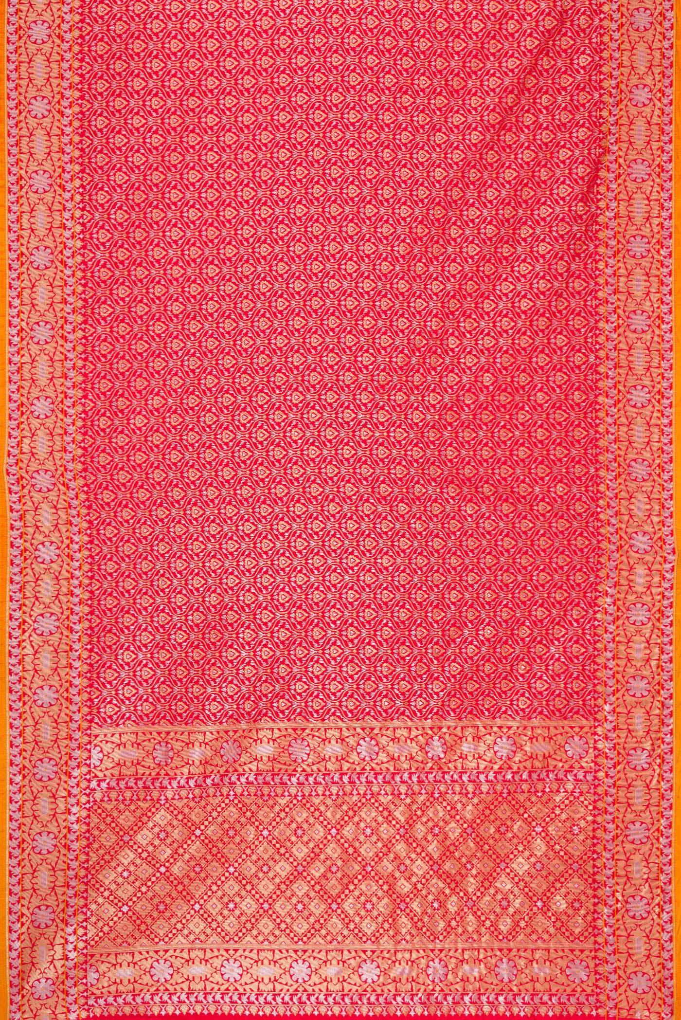 Red with Pink Color Blended Banarasi Silk Saree - Image 3