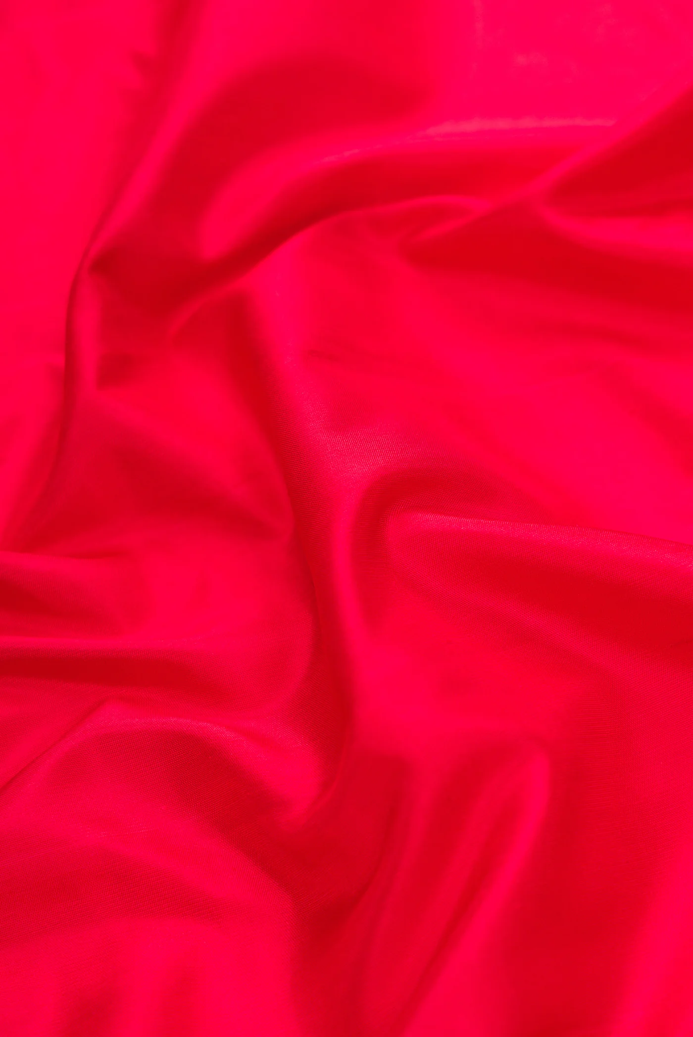 Red Gadwal Silk Saree - Image 2