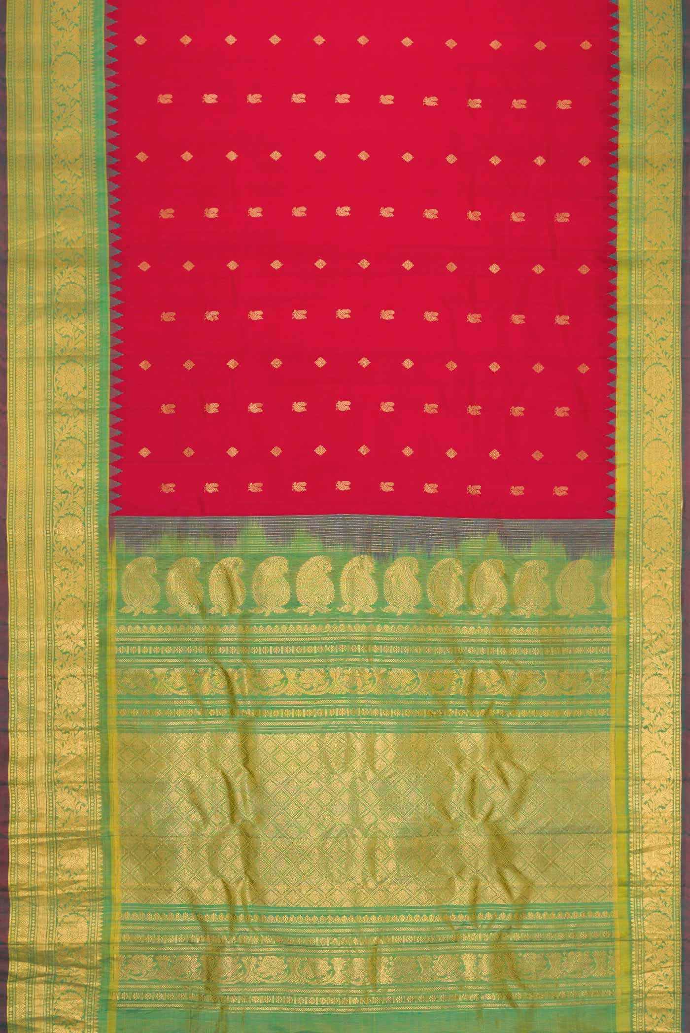 Maroon Gadwal Silk Saree - Image 4