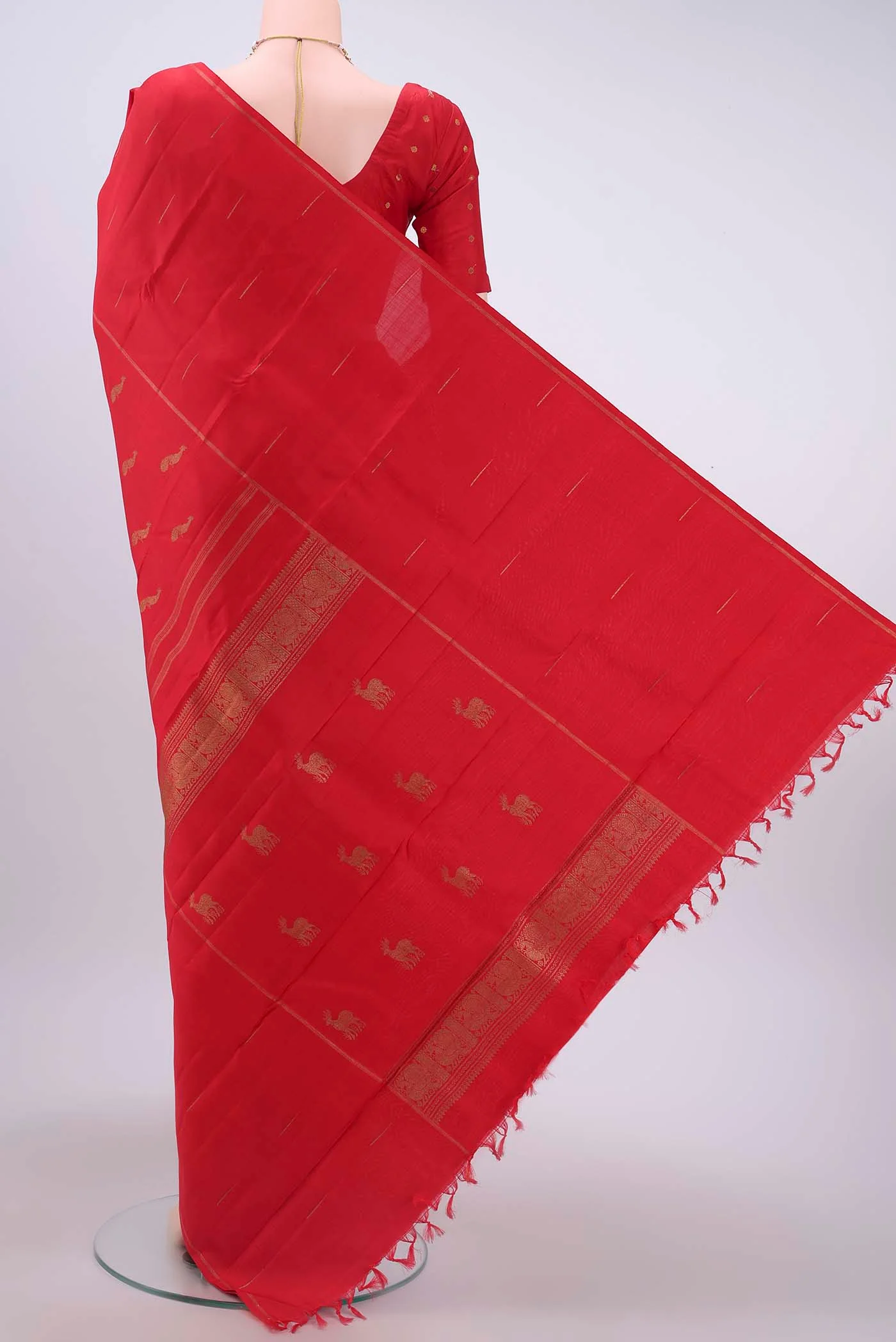 Red Dual Tone Kanchipuram Saree - Image 3