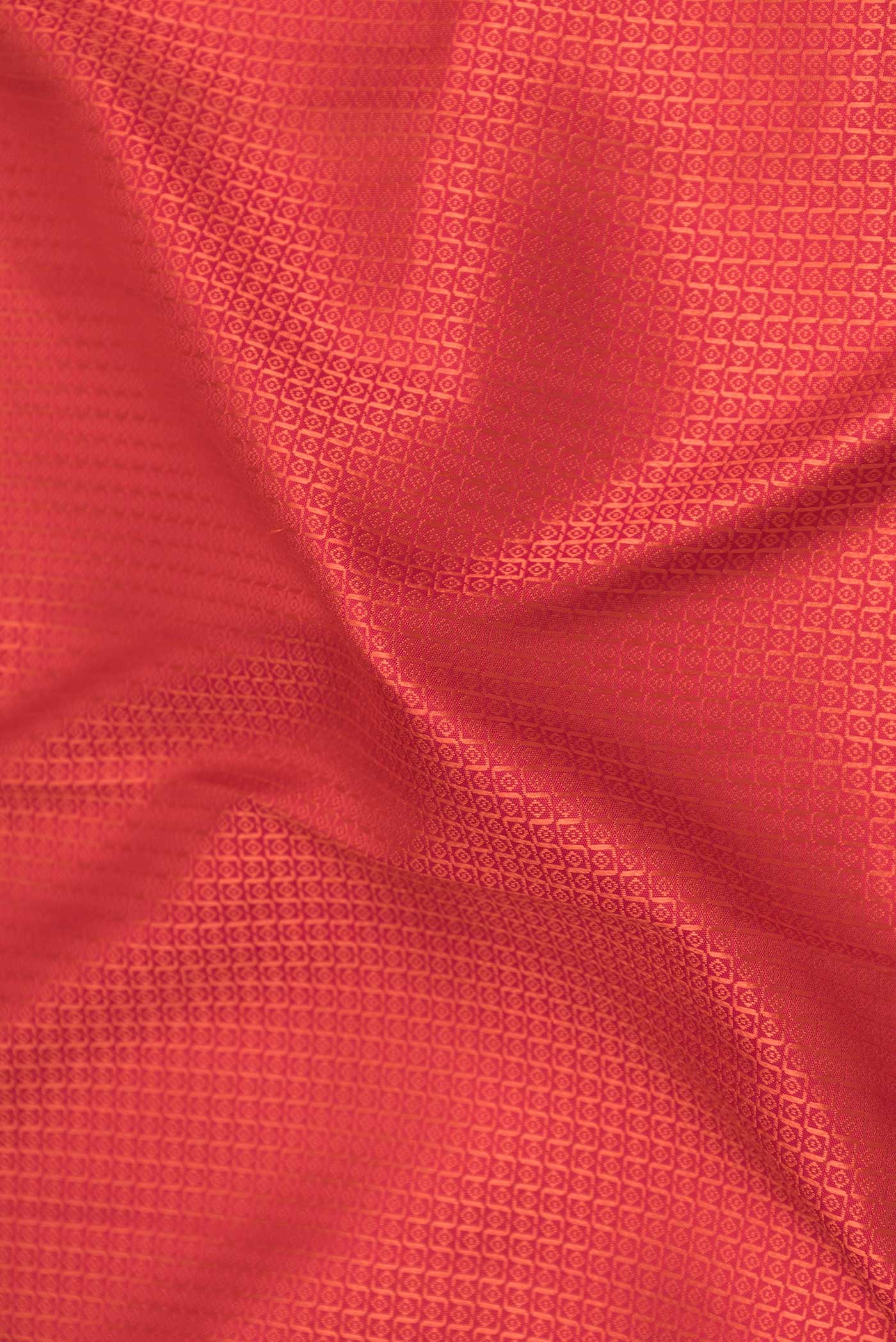 Red Dual Tone Kanjivaram Saree - Image 2