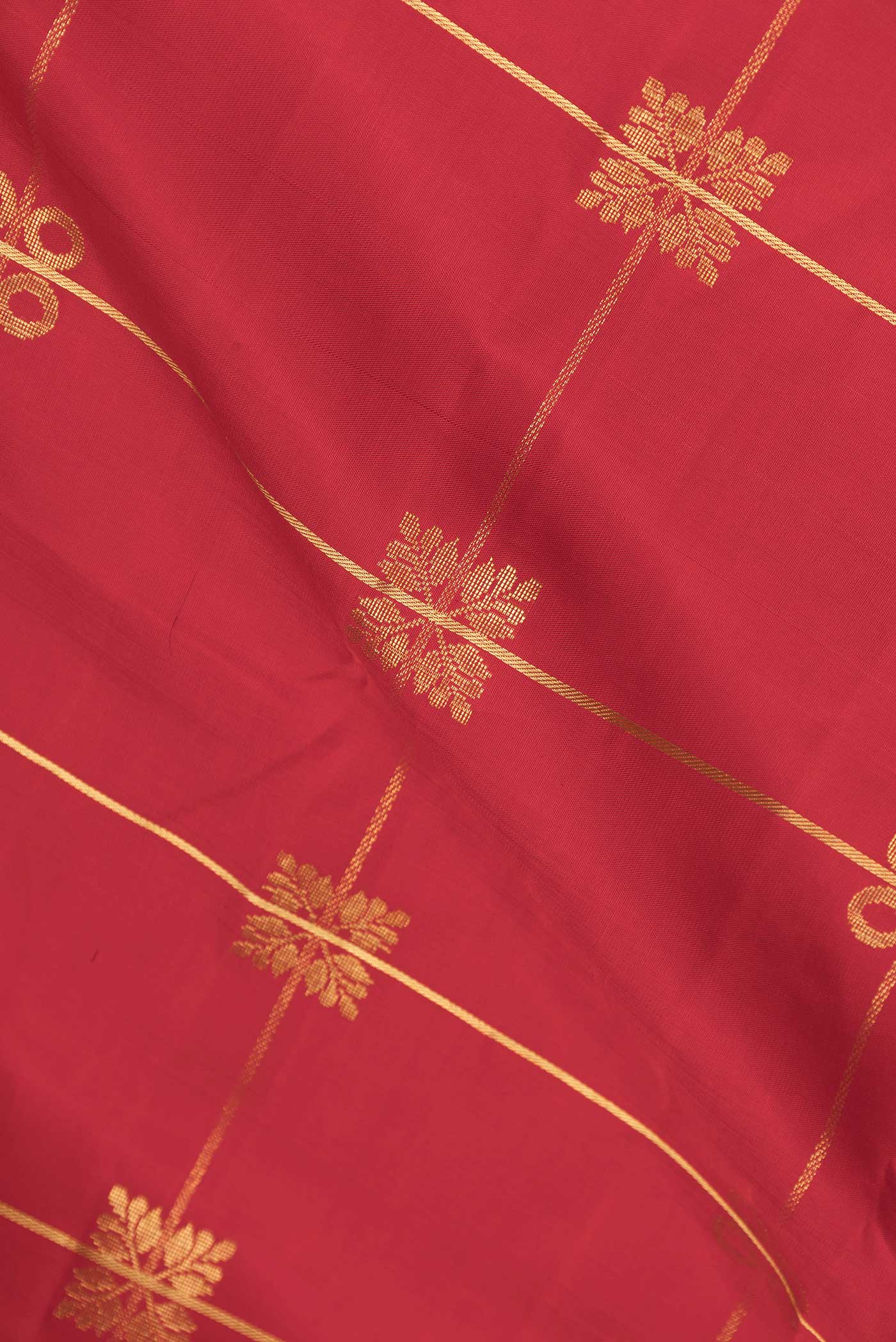 Red Dual Tone Kanjivaram Silk Saree - Image 2
