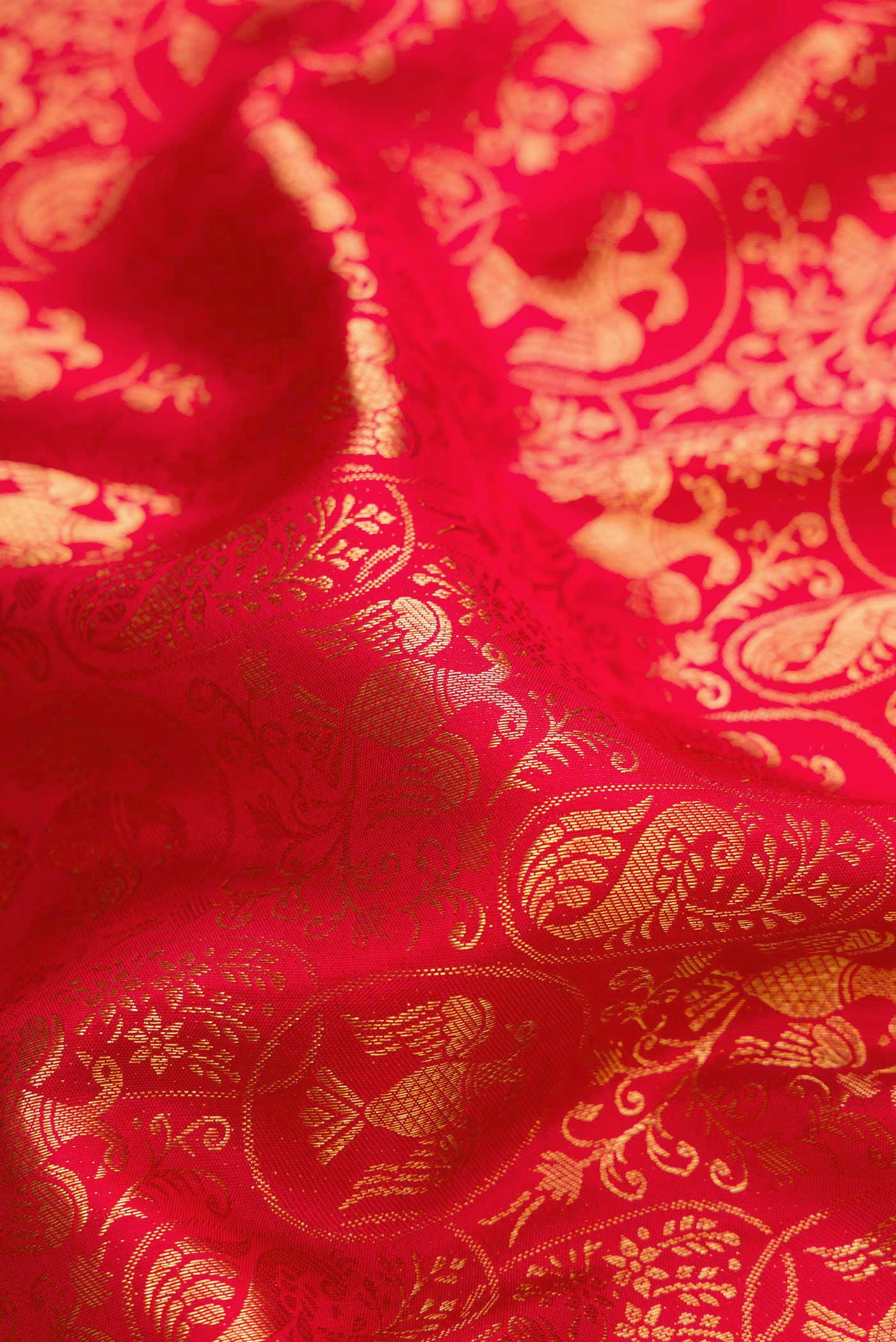 Red Kanchipuram Silk Saree - Image 2