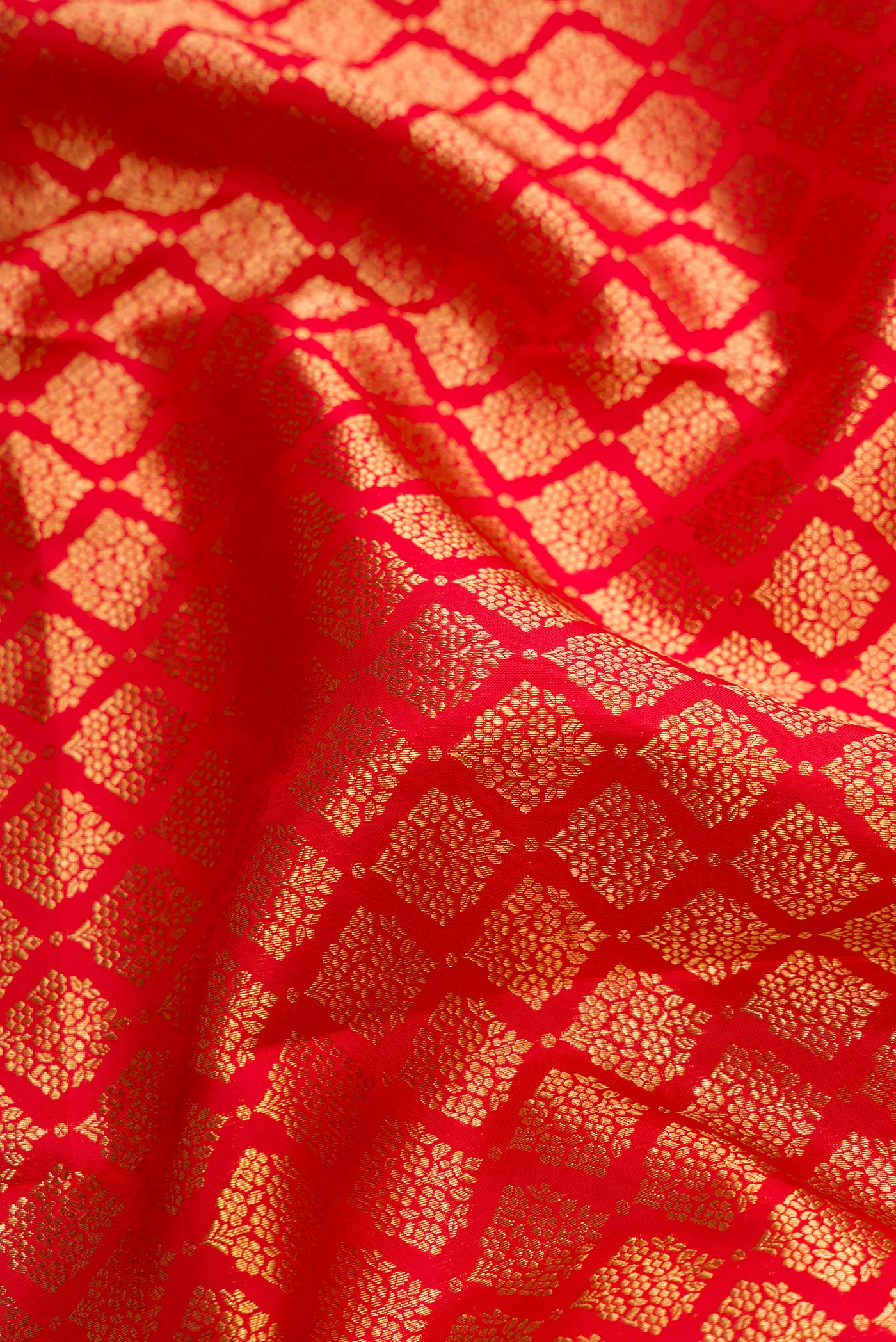 Red Kanchipuram Silk Saree - Image 2