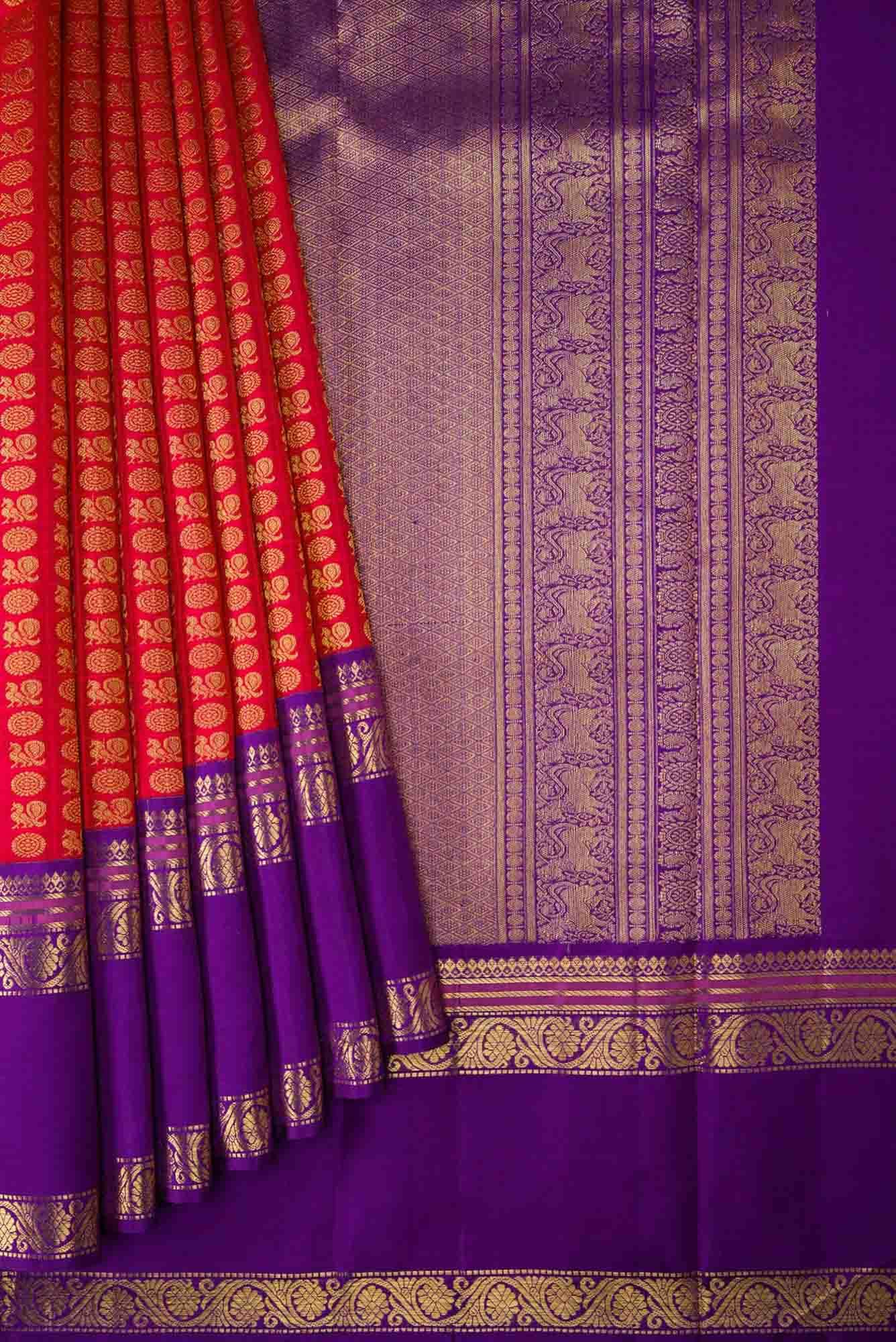 Pure Silk Pure Zari Red Dual Tone Kanjivaram Saree - Image 2
