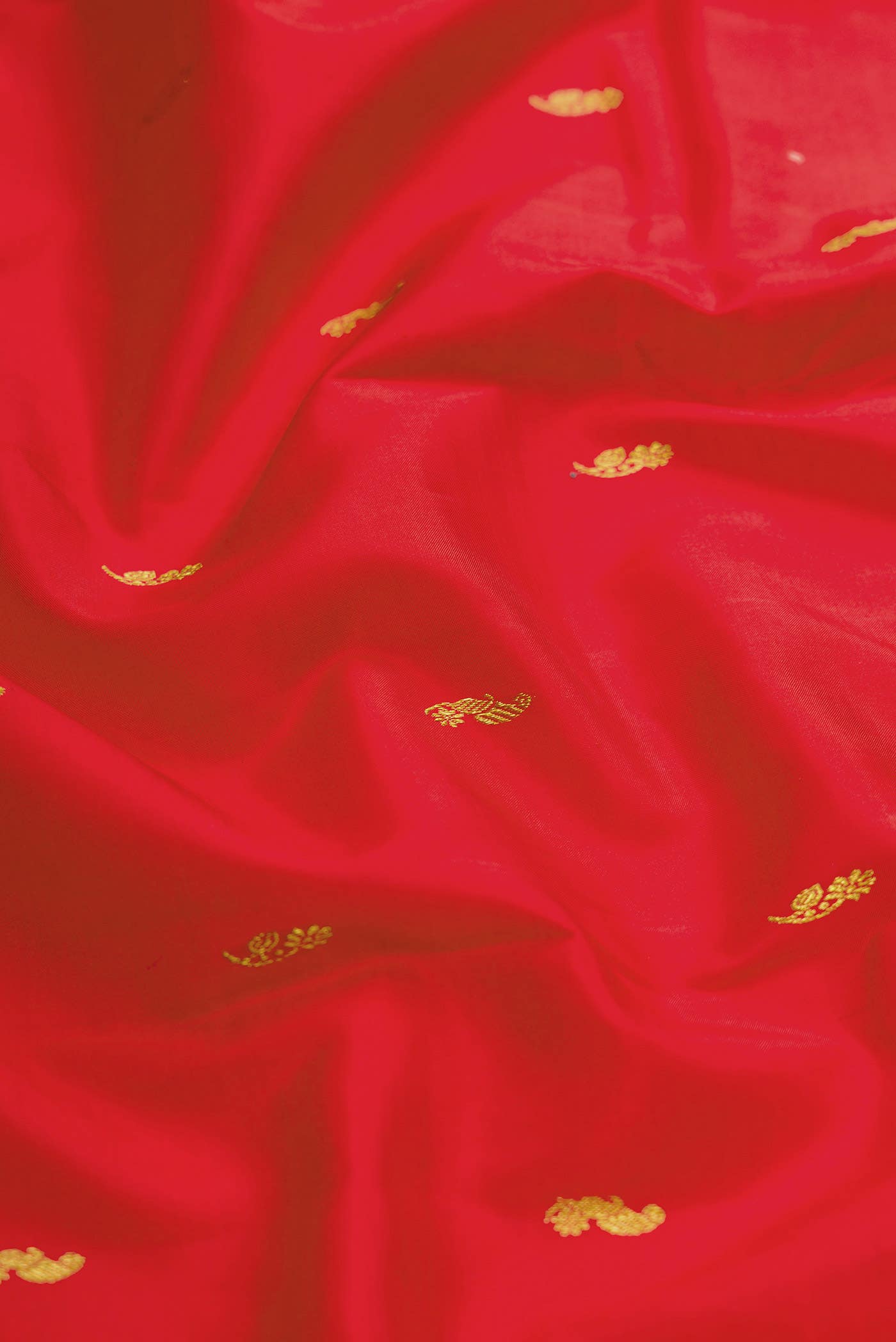 Pure Silk Pure Zari Red Dual Tone Kanjivaram Saree - Image 3