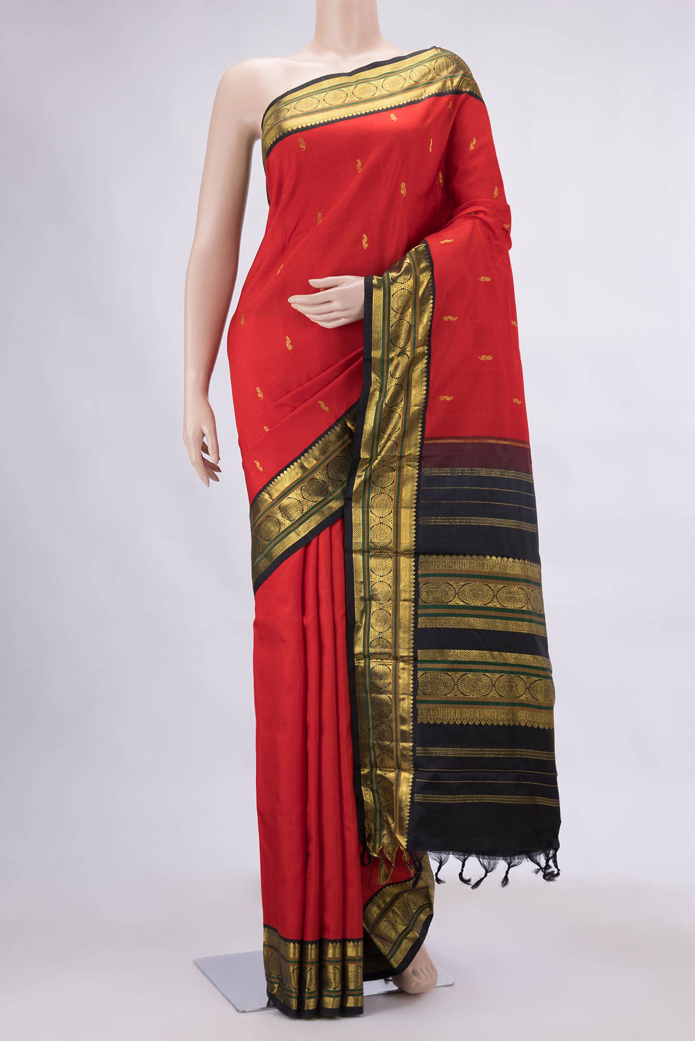 Pure Silk Pure Zari Red Dual Tone Kanjivaram Saree