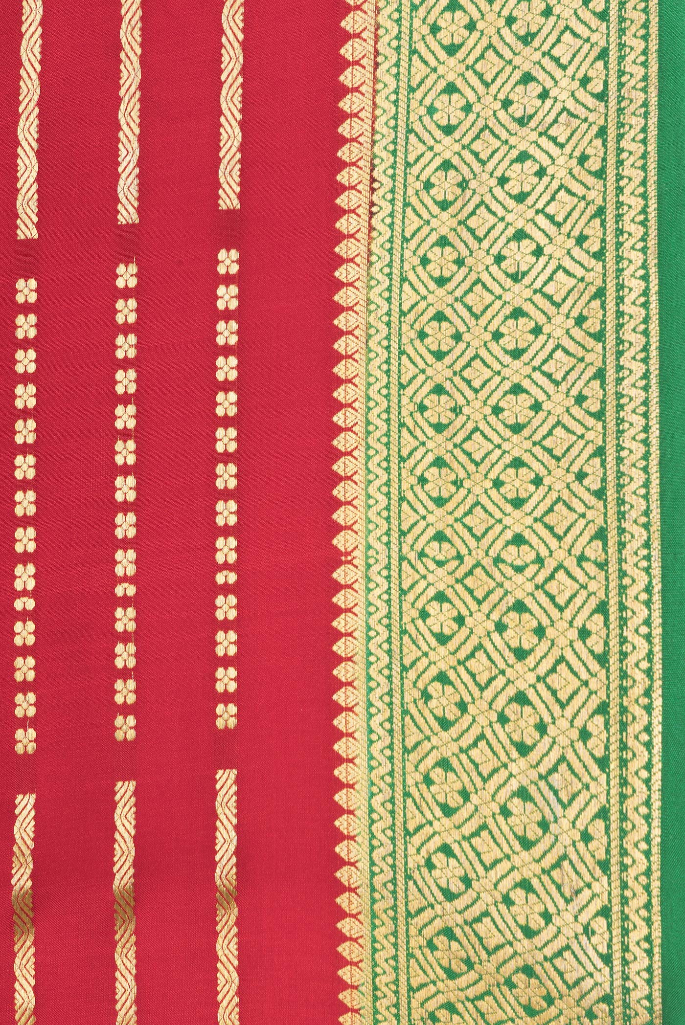 Red Mysore Crepe Saree - Image 3