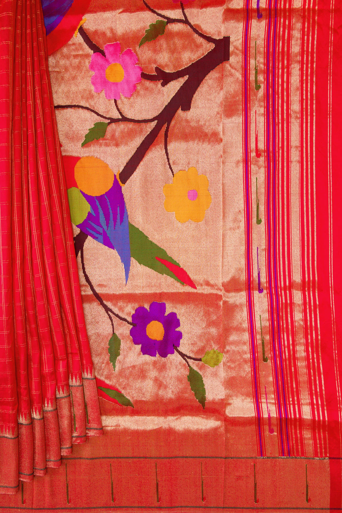 Red with Pink Color Paithani Silk Saree - Image 4