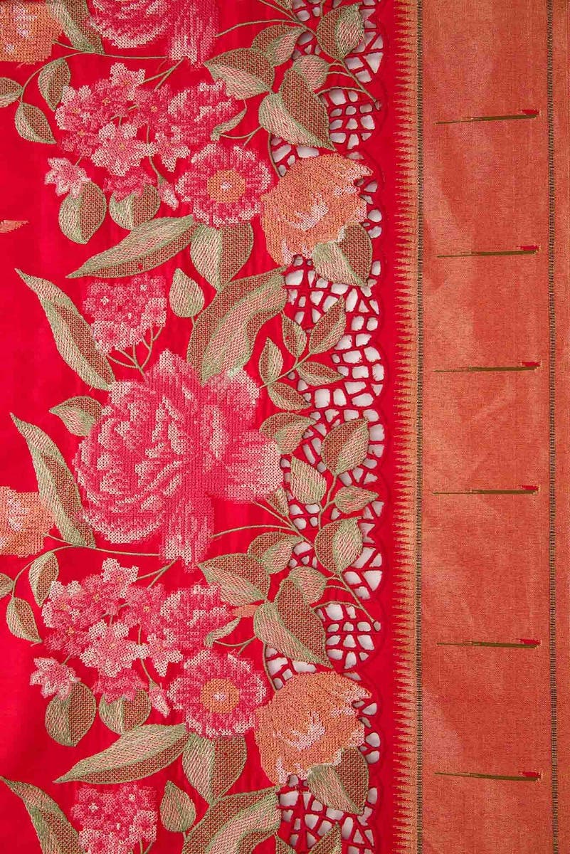 Pure Silk Pure Zari Red Dual Tone Paithani Saree - Image 5