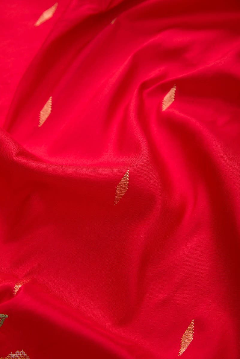 Pure Silk Pure Zari Red Dual Tone Paithani Saree - Image 6