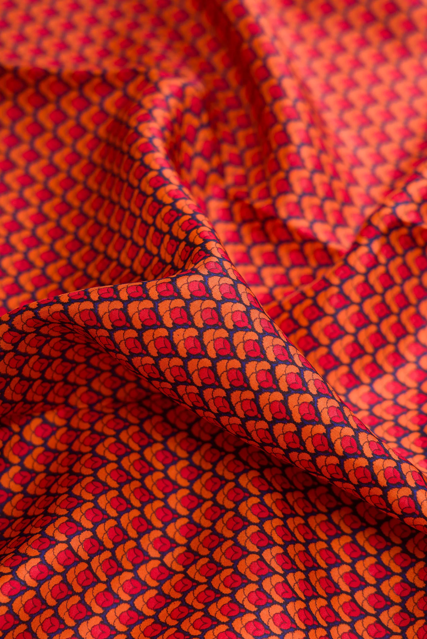 Red Printed Silk Saree - Image 2