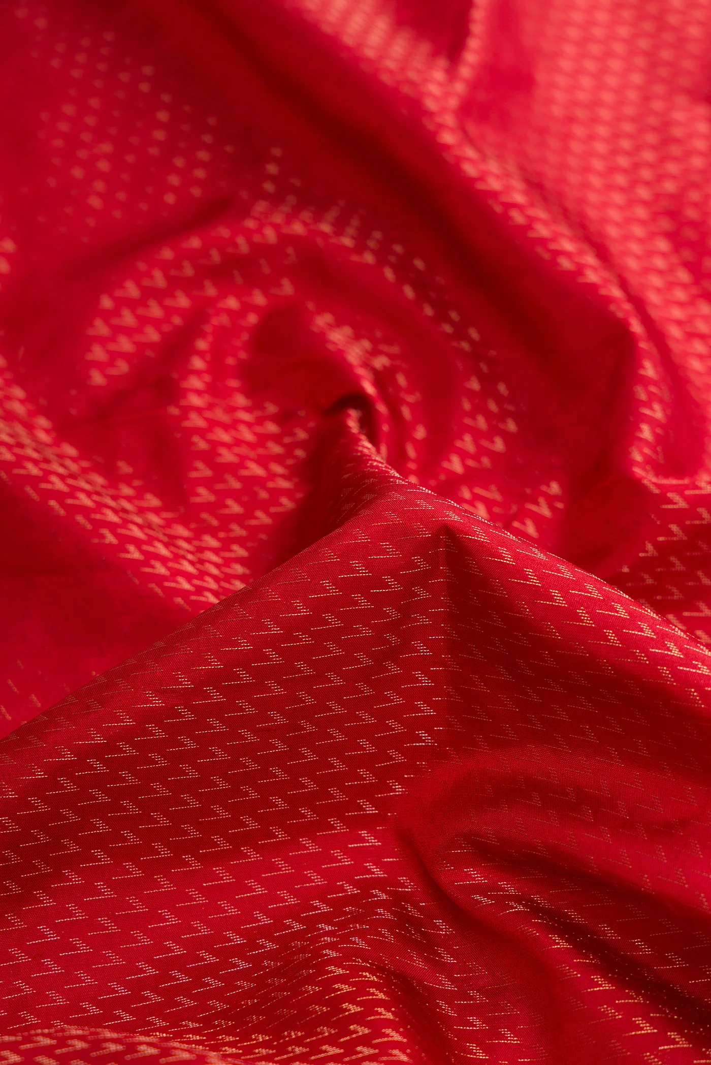 Red Soft Silk Saree - Image 2