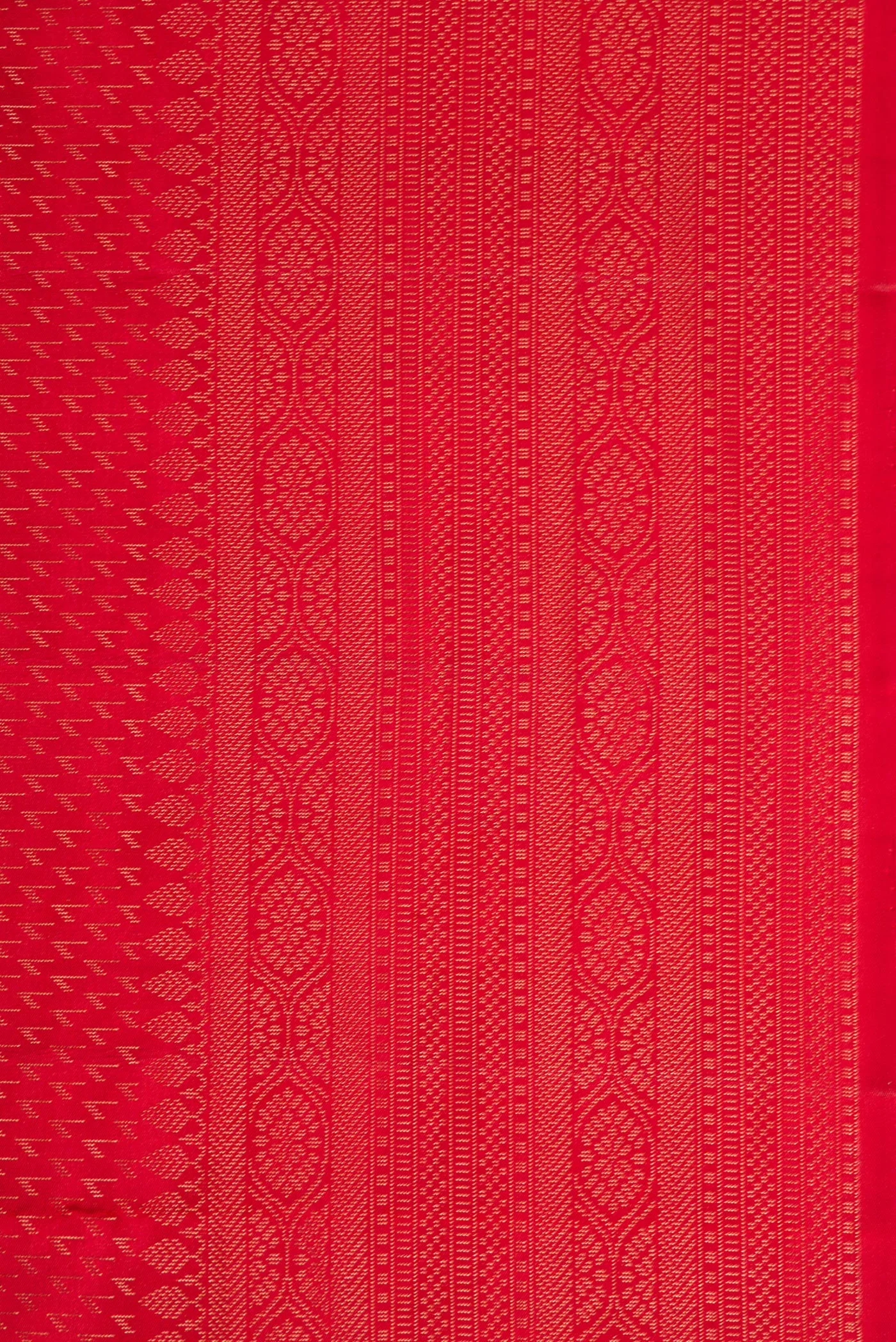 Red Soft Silk Saree - Image 3
