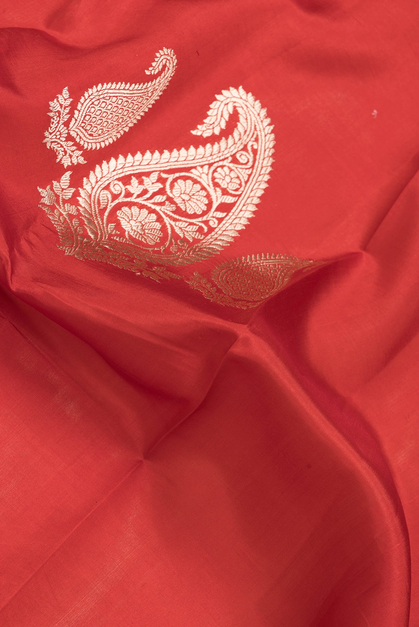 Red Banarasi Katan Silk Saree - Image 2