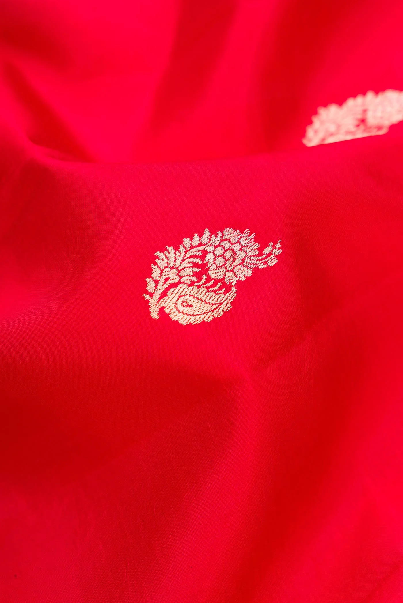 Red Banarasi Katan Silk Saree - Image 2