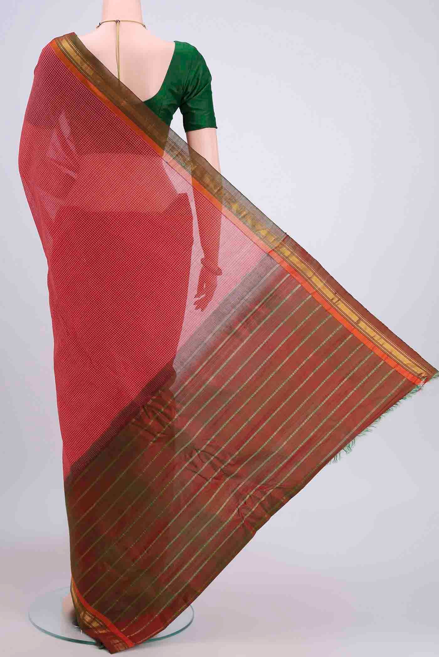 Red Gadwal cotton Saree - Image 3
