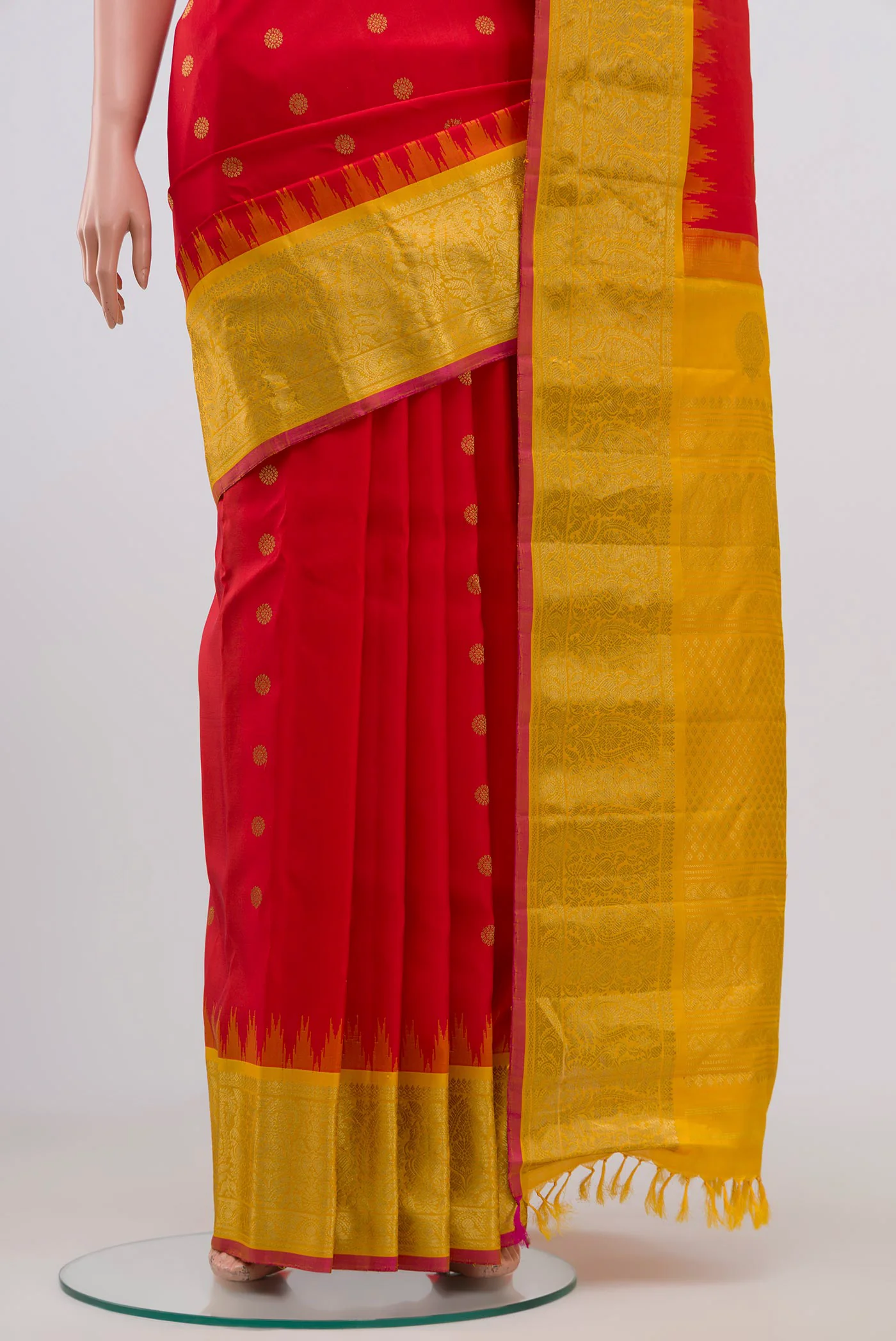 Red Gadwal Silk Saree - Image 3