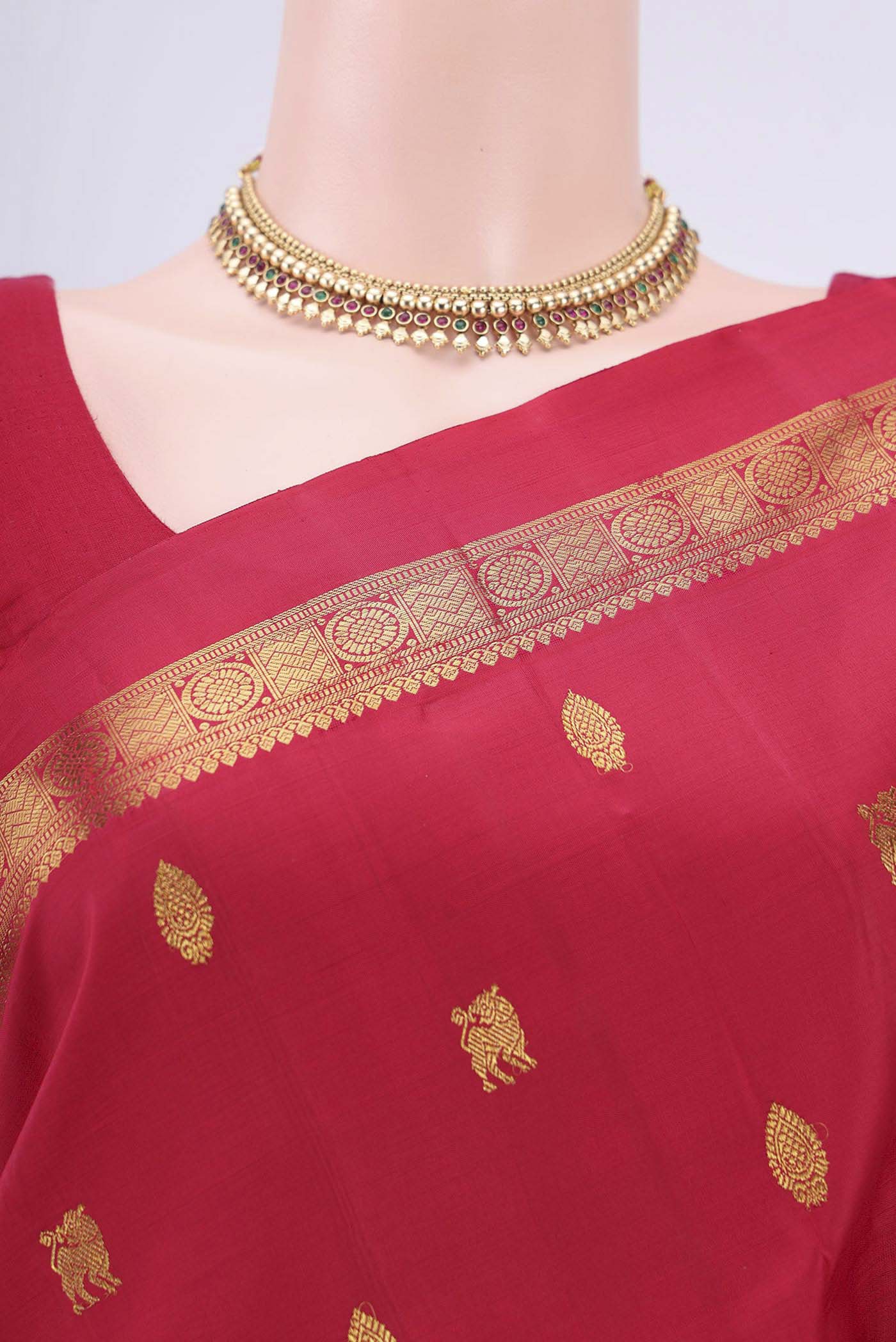 Red Kanchipuram Silk Saree - Image 2