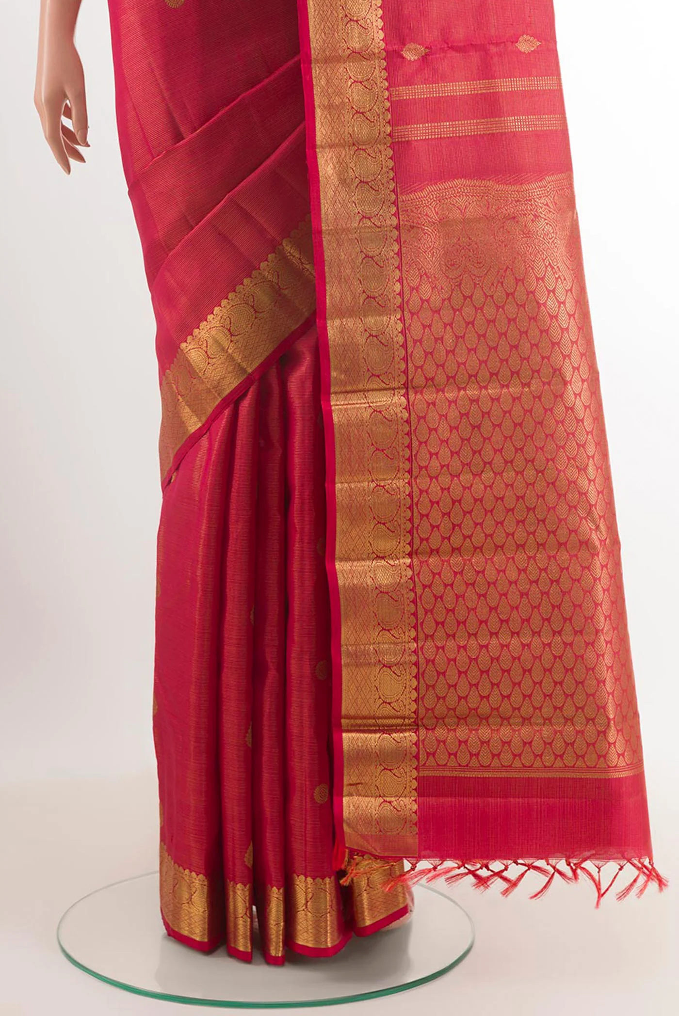 Pure Silk Pure Zari Red Kanchipuram Saree - Image 3