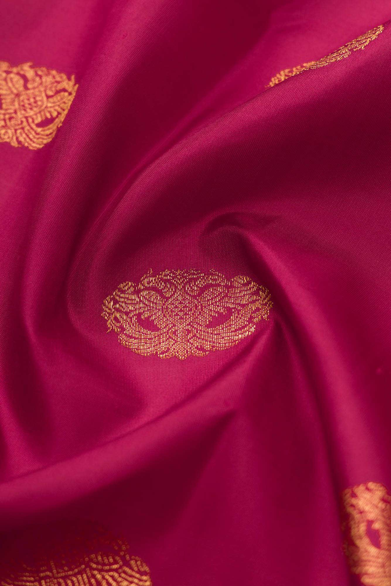 Gandaberunda-Red Kanchipuram Silk Saree - Image 5